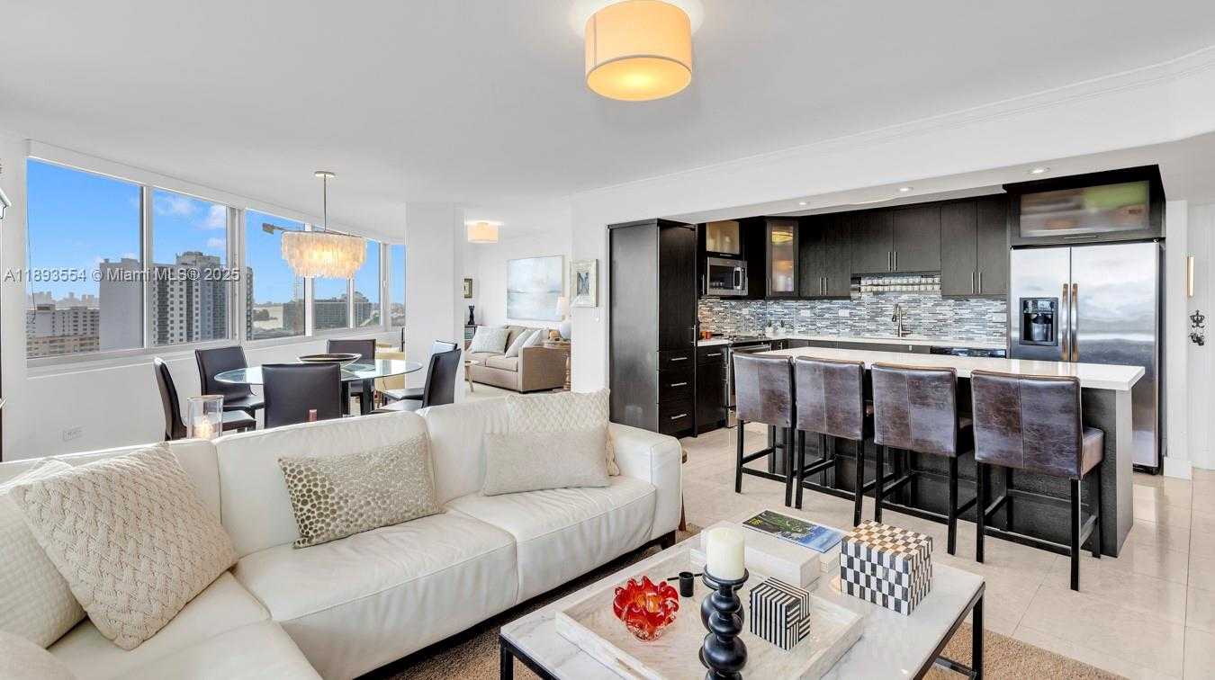 Small Image of 7135 COLLINS AVE #1126, Miami Beach Number 9