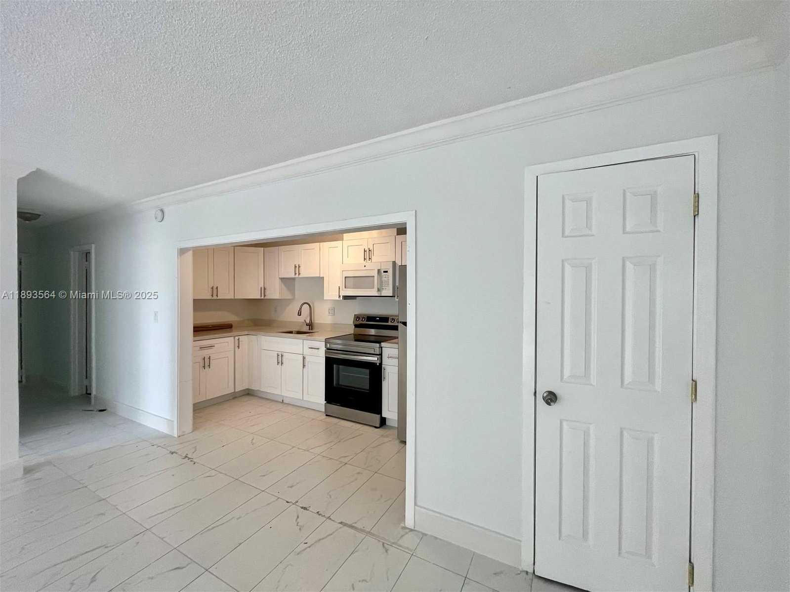 Small Image of 4660 NORTH WEST 79TH AVE #1B, Doral Number 12