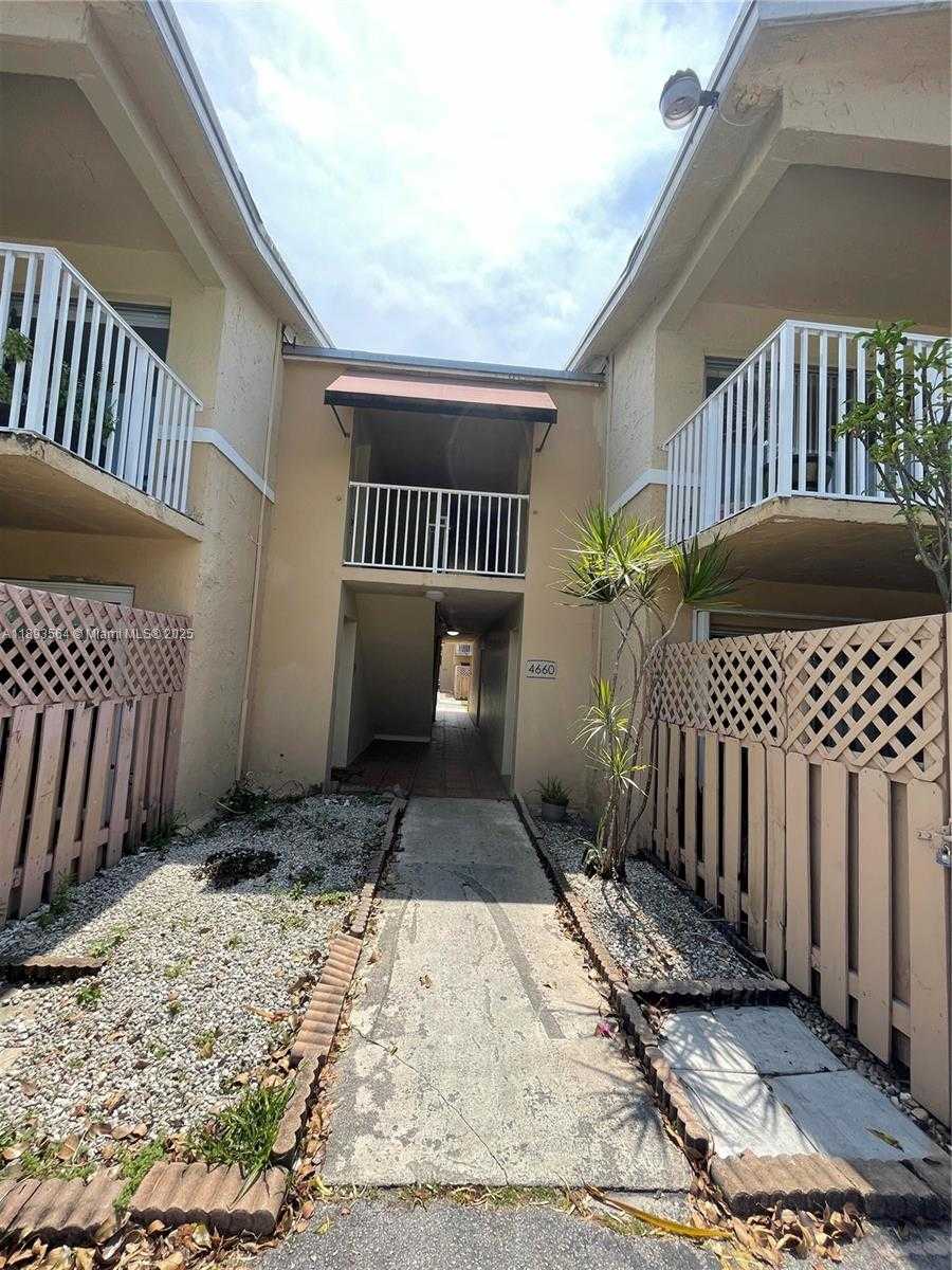 Small Image of 4660 NORTH WEST 79TH AVE #1B, Doral Number 14