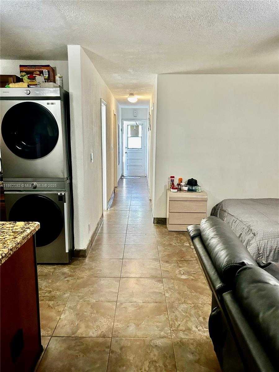 Small Image of 2918 FUNSTON ST #29B, Hollywood Number 14