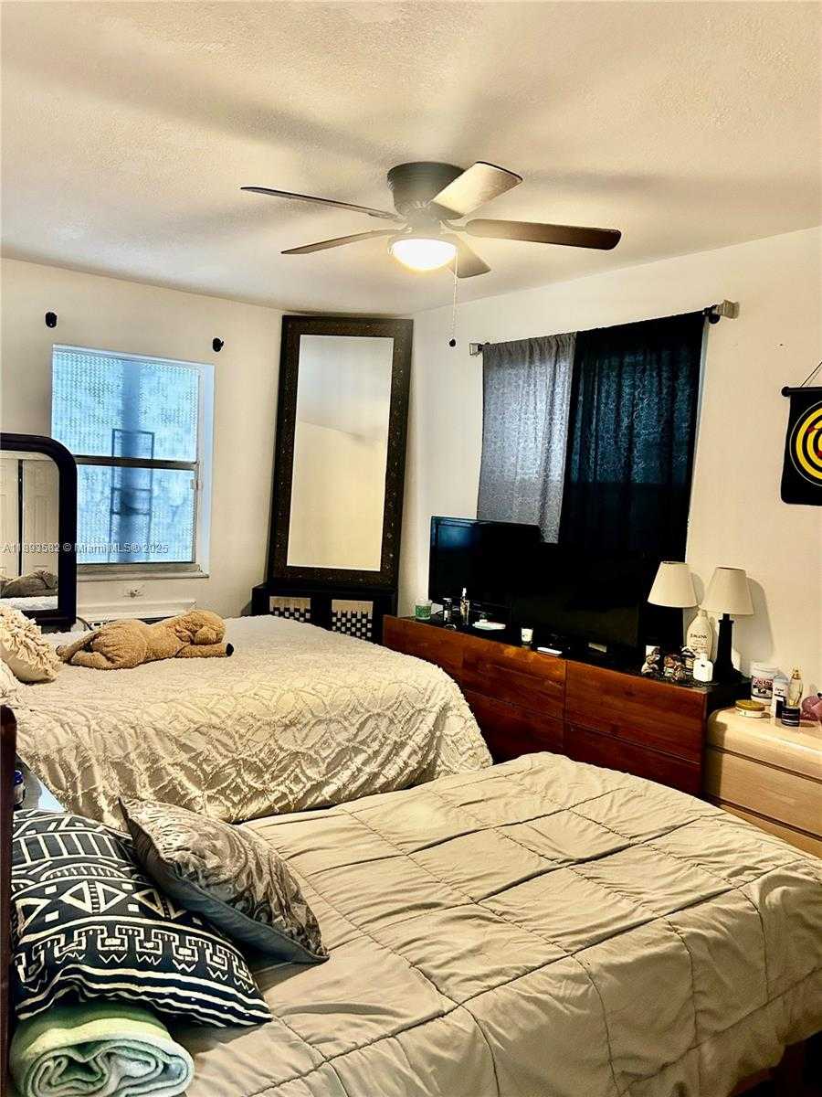 Small Image of 2918 FUNSTON ST #29B, Hollywood Number 7
