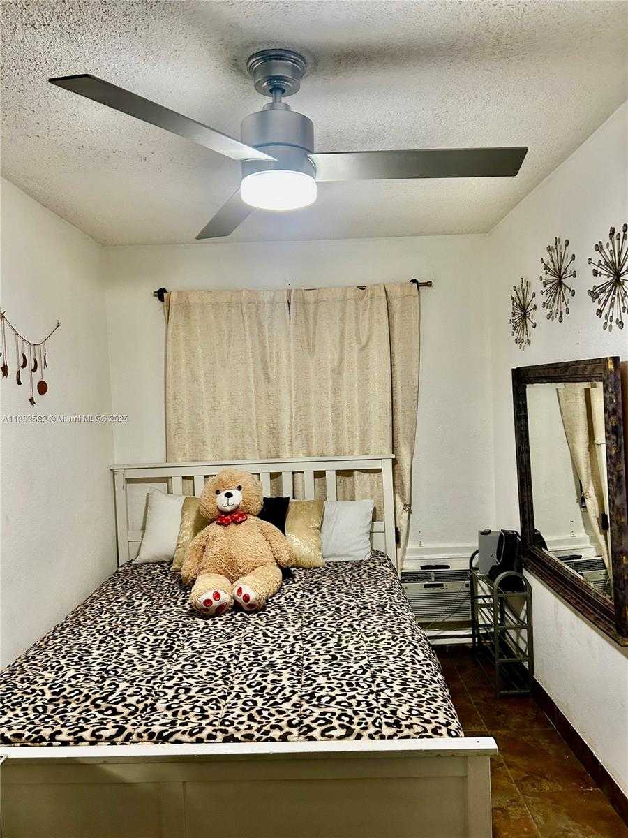 Small Image of 2918 FUNSTON ST #29B, Hollywood Number 9