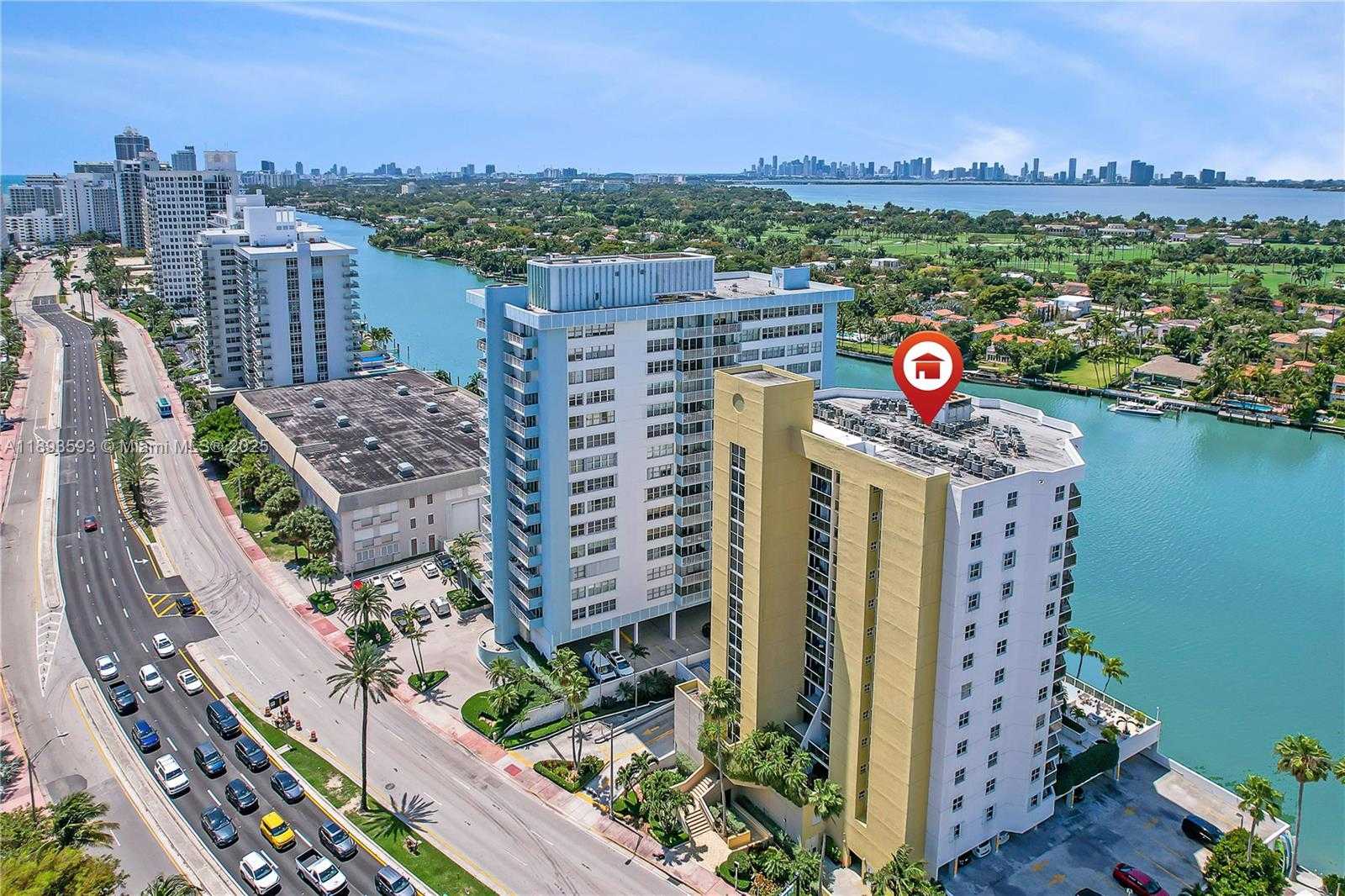 Small Image of 5880 COLLINS AVE #403, Miami Beach Number 29