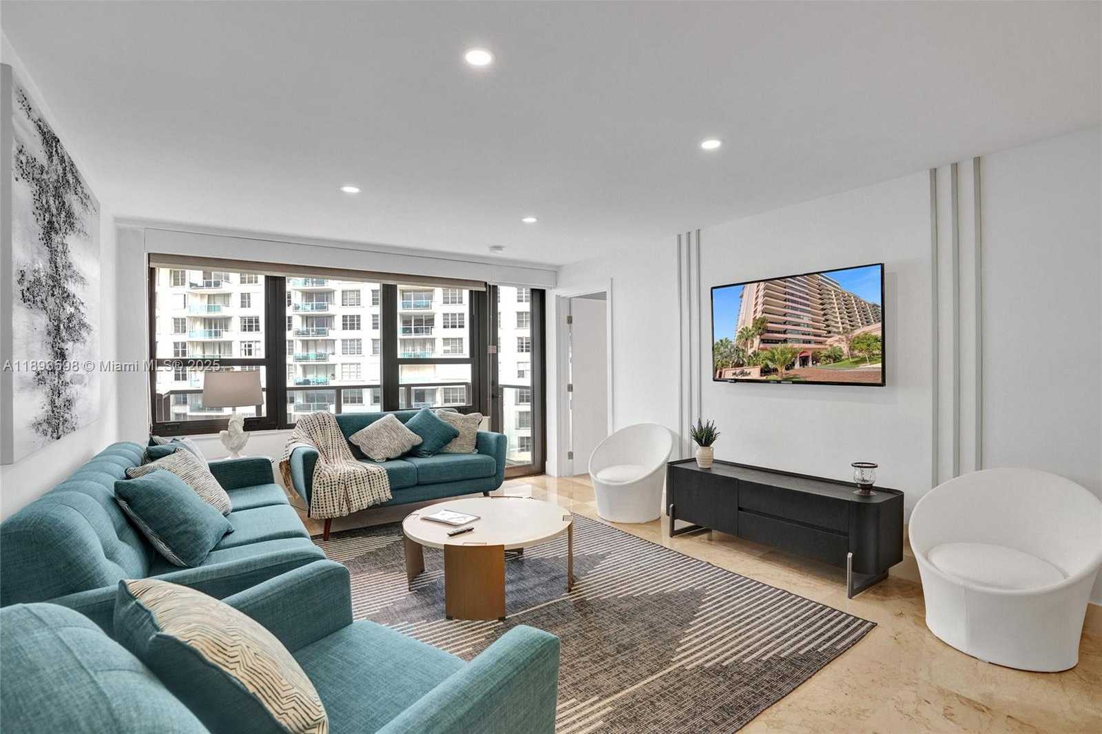 Small Image of 5225 COLLINS AVE #1411, Miami Beach Number 10