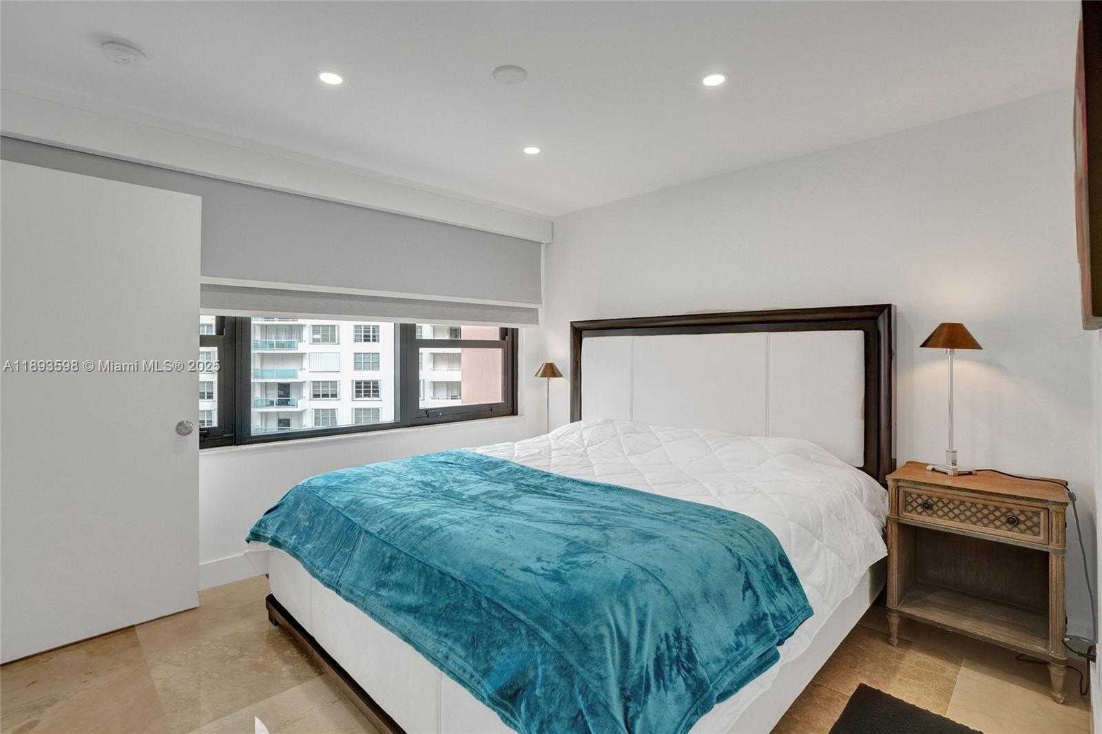 Small Image of 5225 COLLINS AVE #1411, Miami Beach Number 17