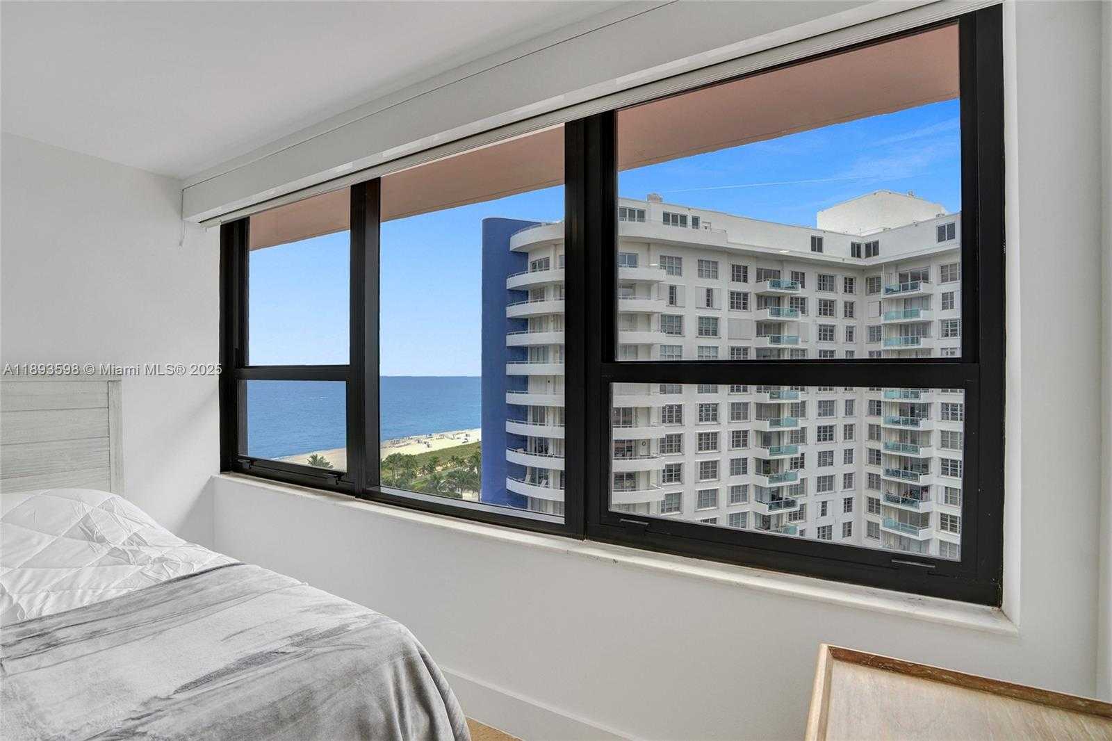 Small Image of 5225 COLLINS AVE #1411, Miami Beach Number 23
