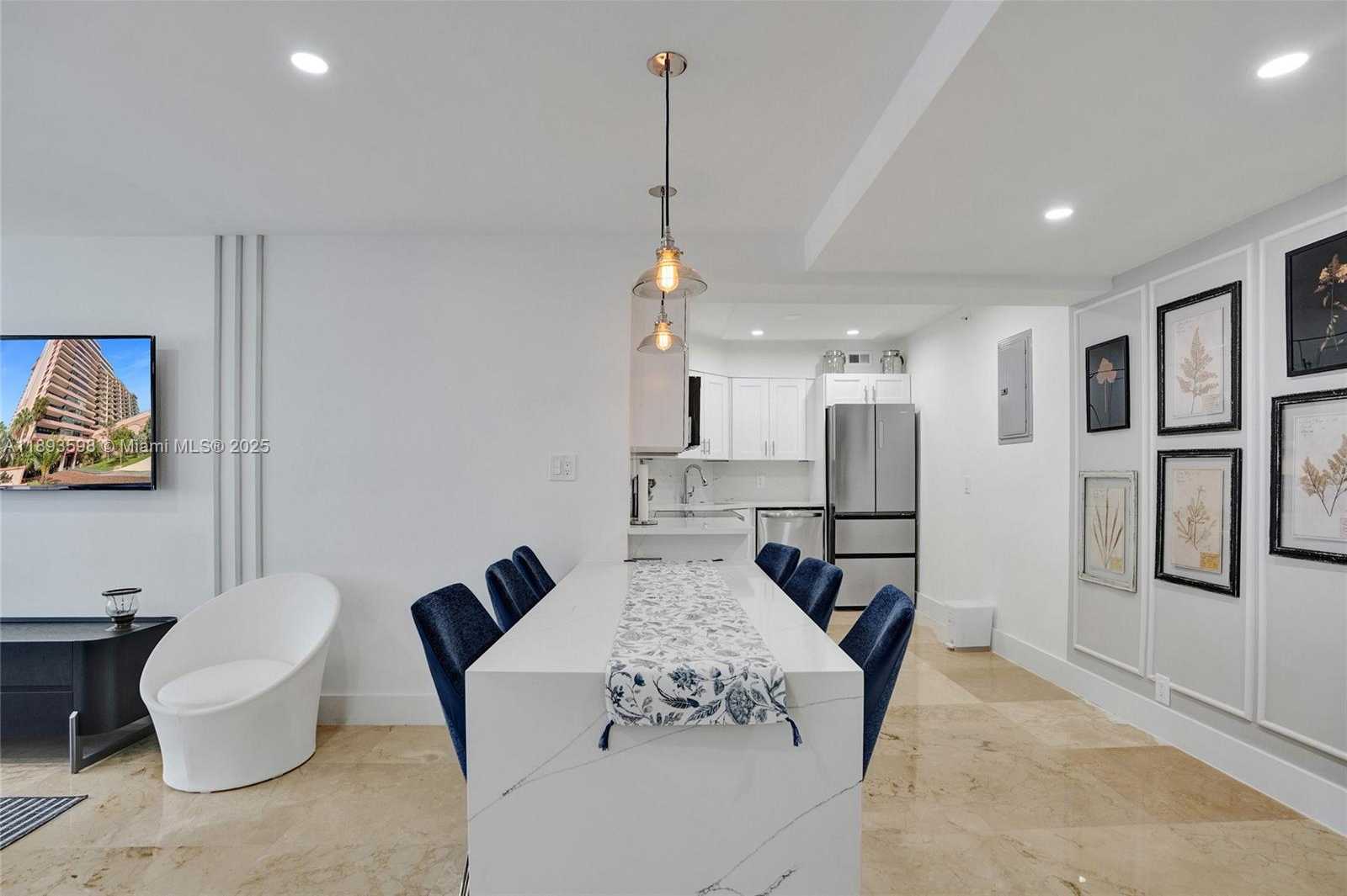Small Image of 5225 COLLINS AVE #1411, Miami Beach Number 6