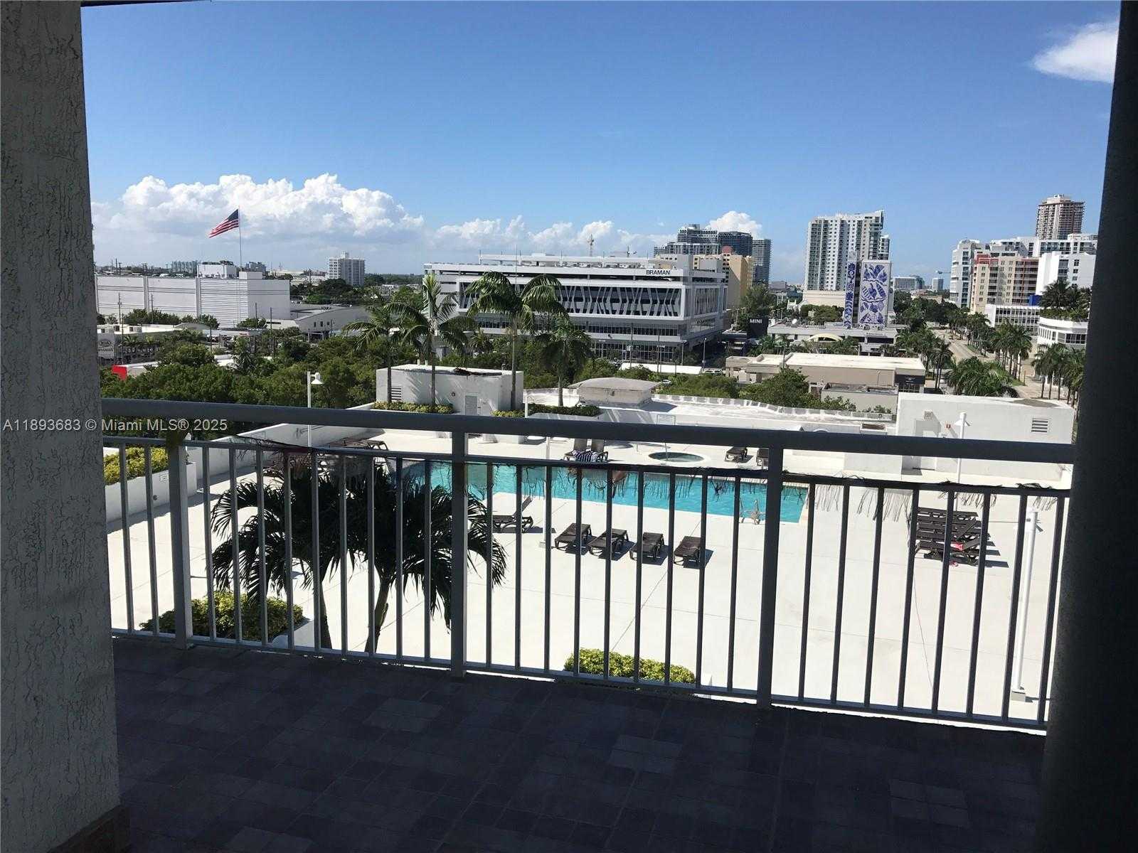 Small Image of 275 NORTH EAST 18TH ST #808, Miami Number 24