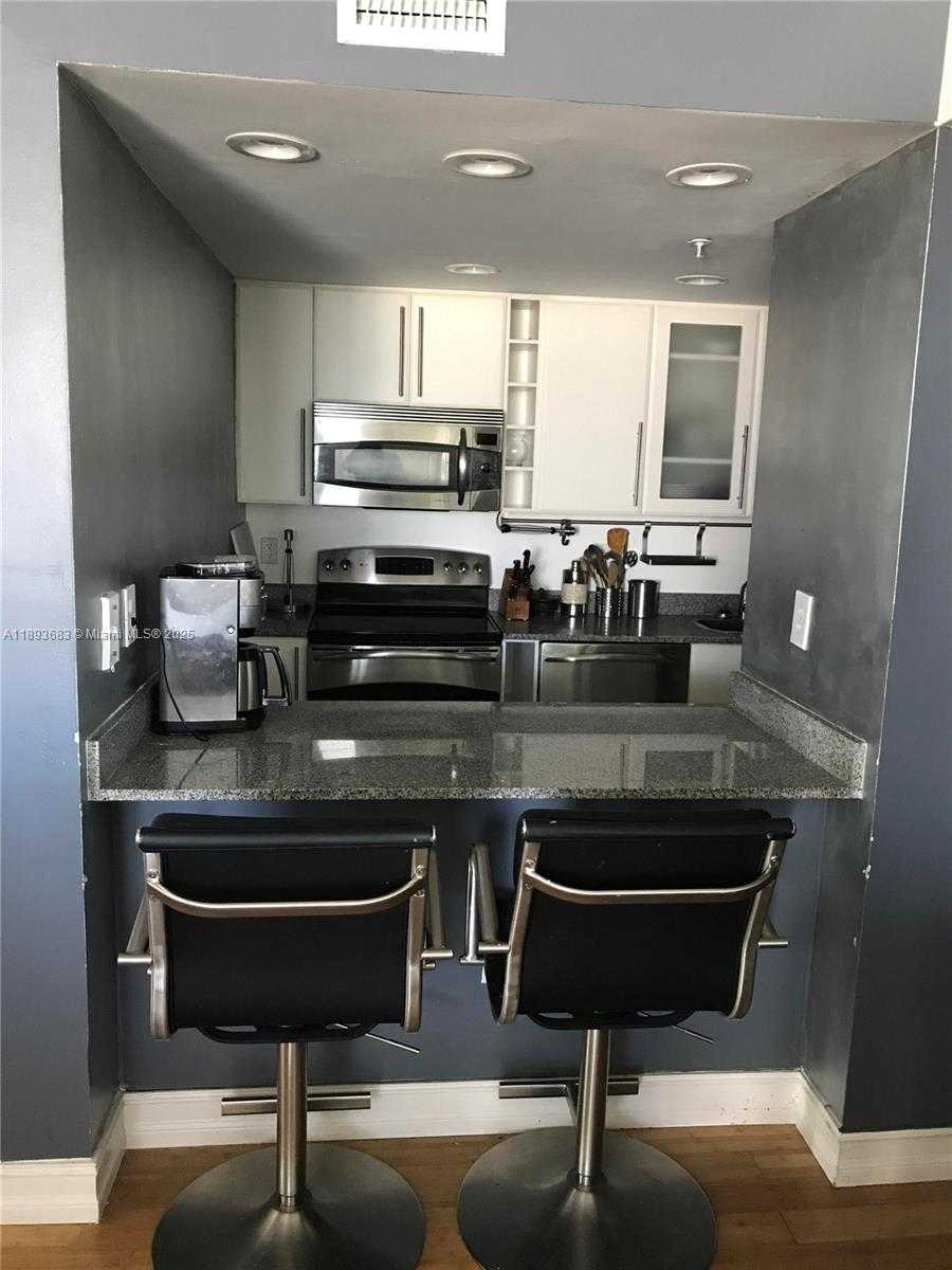 Small Image of 275 NORTH EAST 18TH ST #808, Miami Number 3