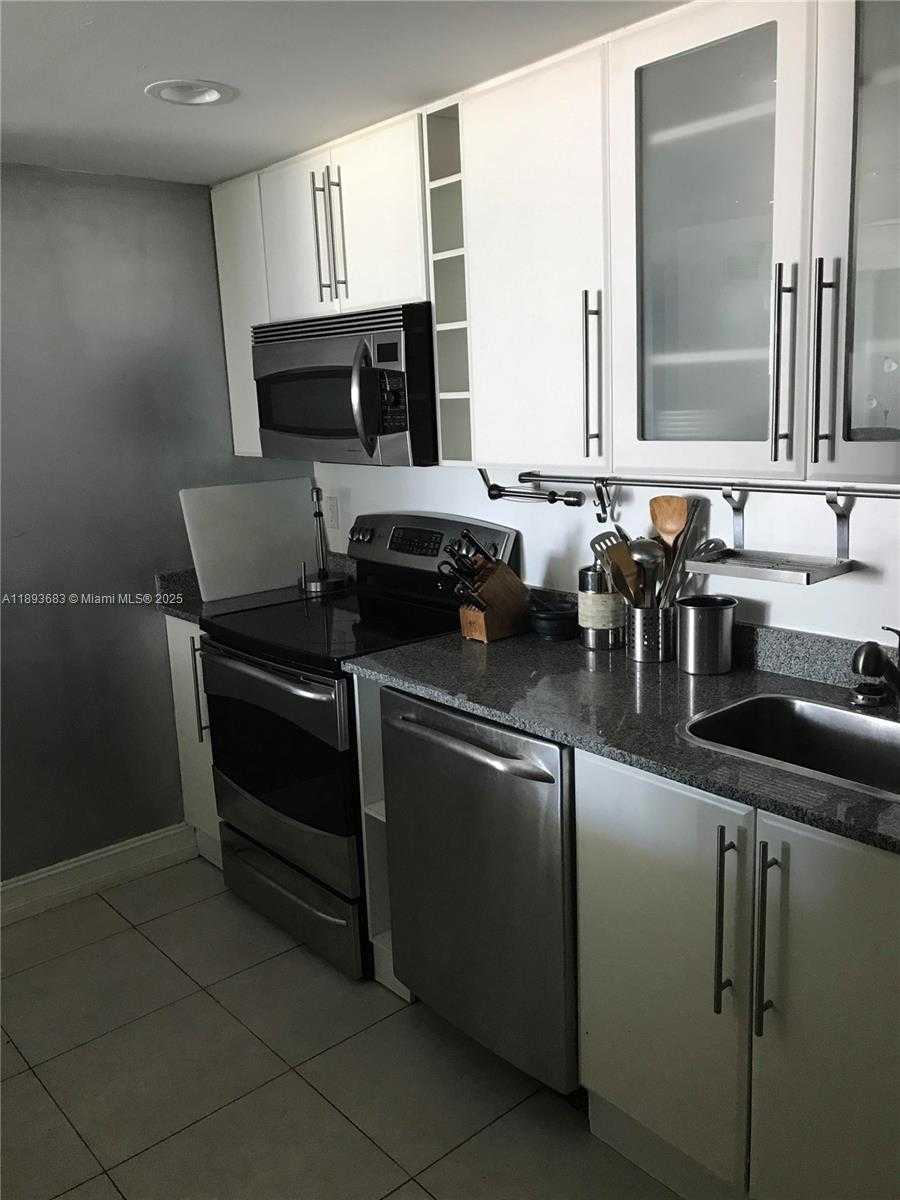 Small Image of 275 NORTH EAST 18TH ST #808, Miami Number 4