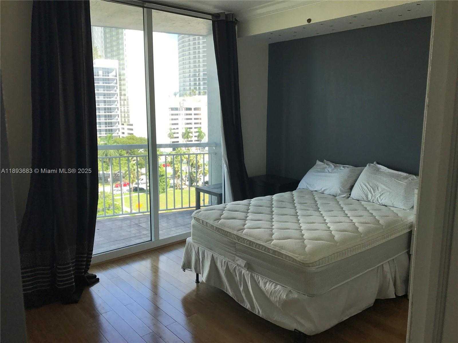 Small Image of 275 NORTH EAST 18TH ST #808, Miami Number 8