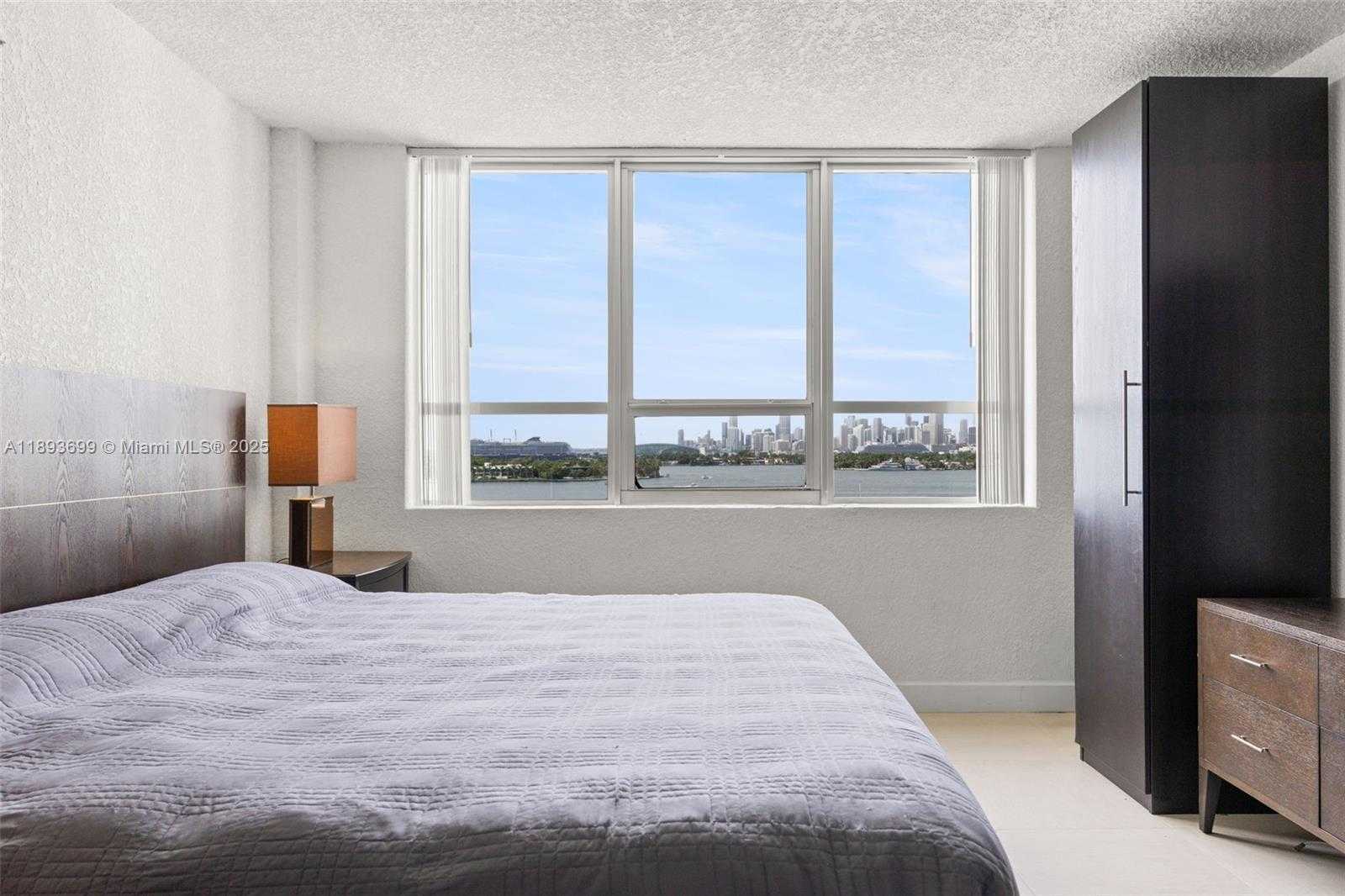 Small Image of 1500 BAY RD #1122S, Miami Beach Number 7