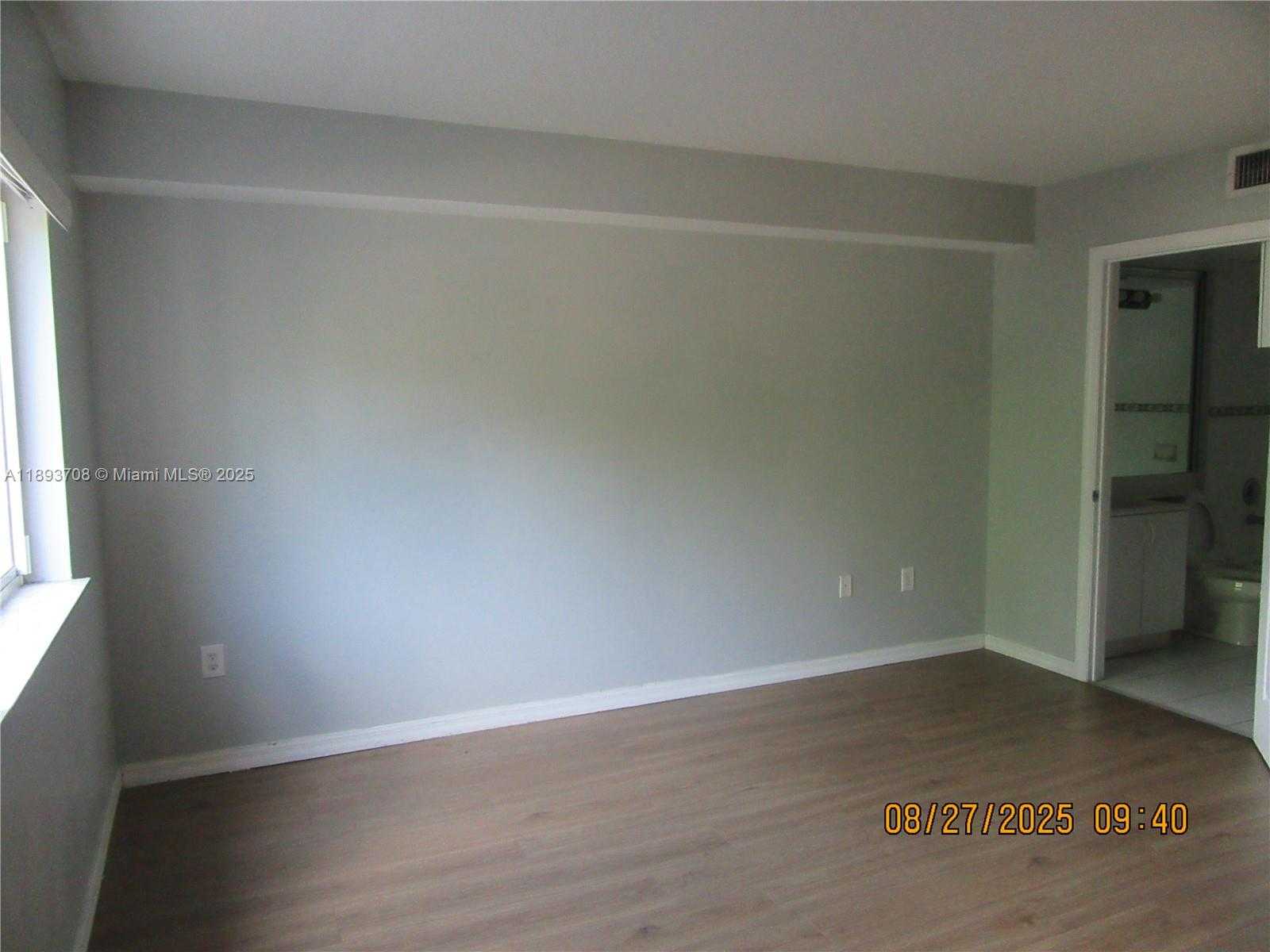 Small Image of 2475 NORTH WEST 16TH ST RD #205, Miami Number 27