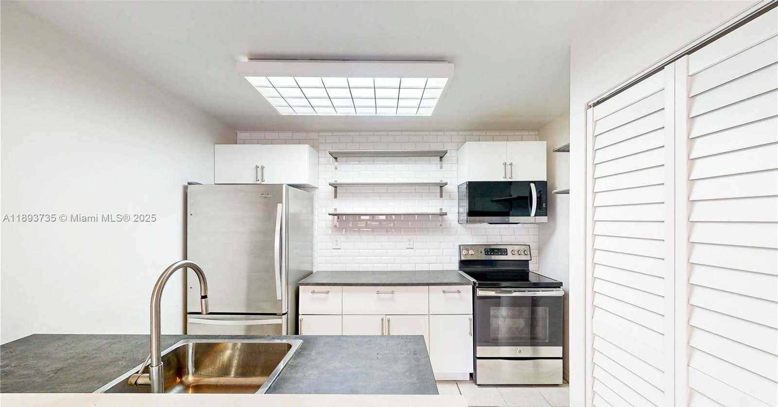 Small Image of 13292 SOUTH WEST 114TH TER, Miami Number 13