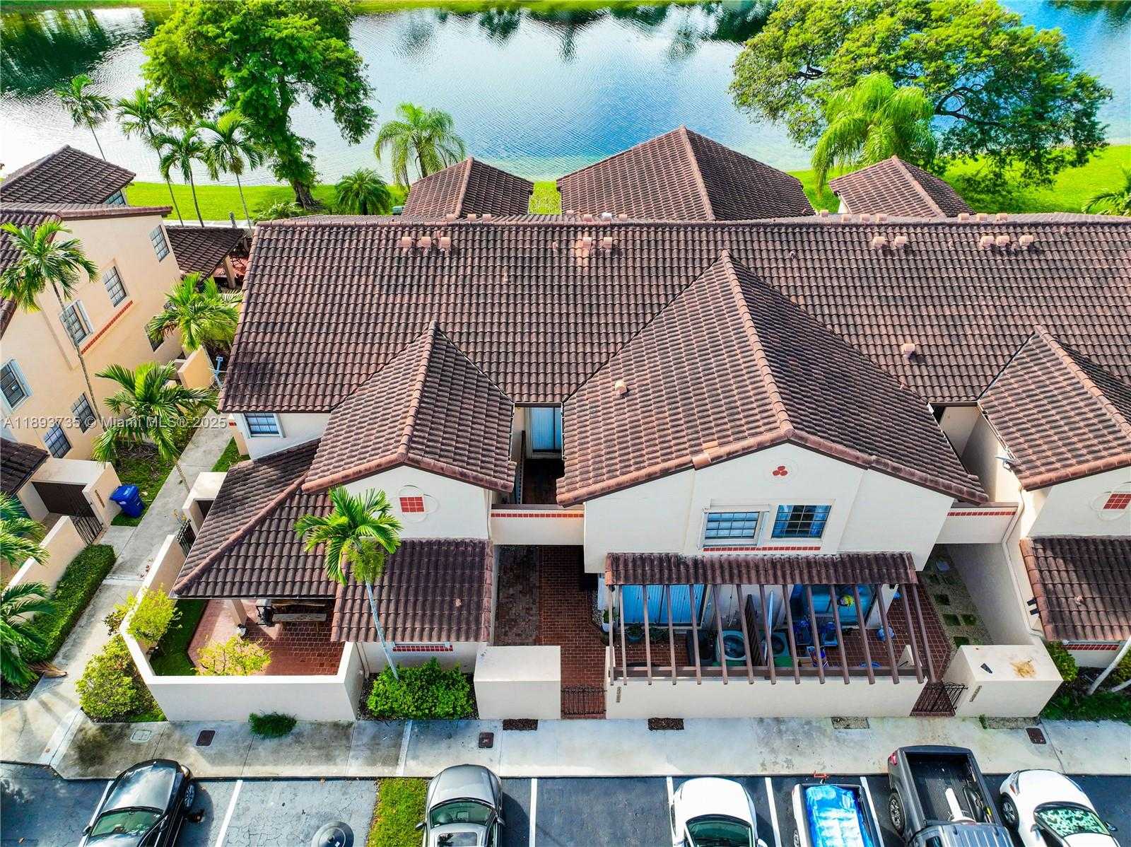 Small Image of 13292 SOUTH WEST 114TH TER, Miami Number 49