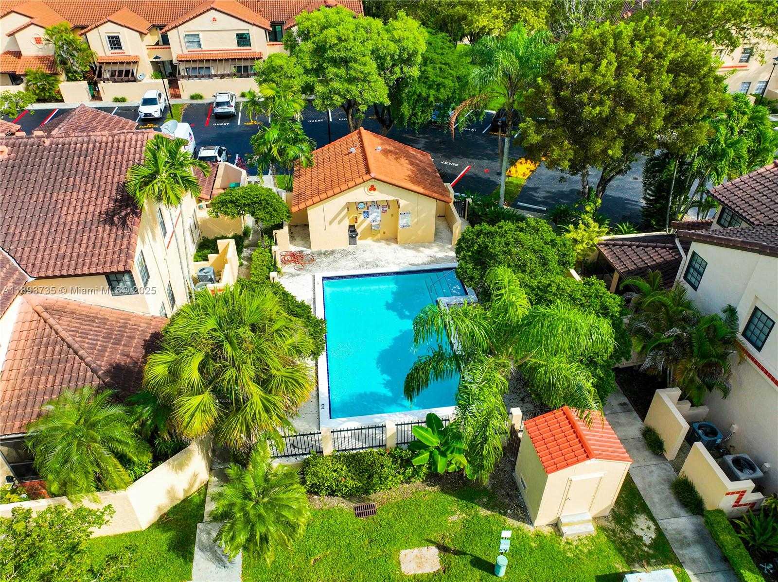 Small Image of 13292 SOUTH WEST 114TH TER, Miami Number 52