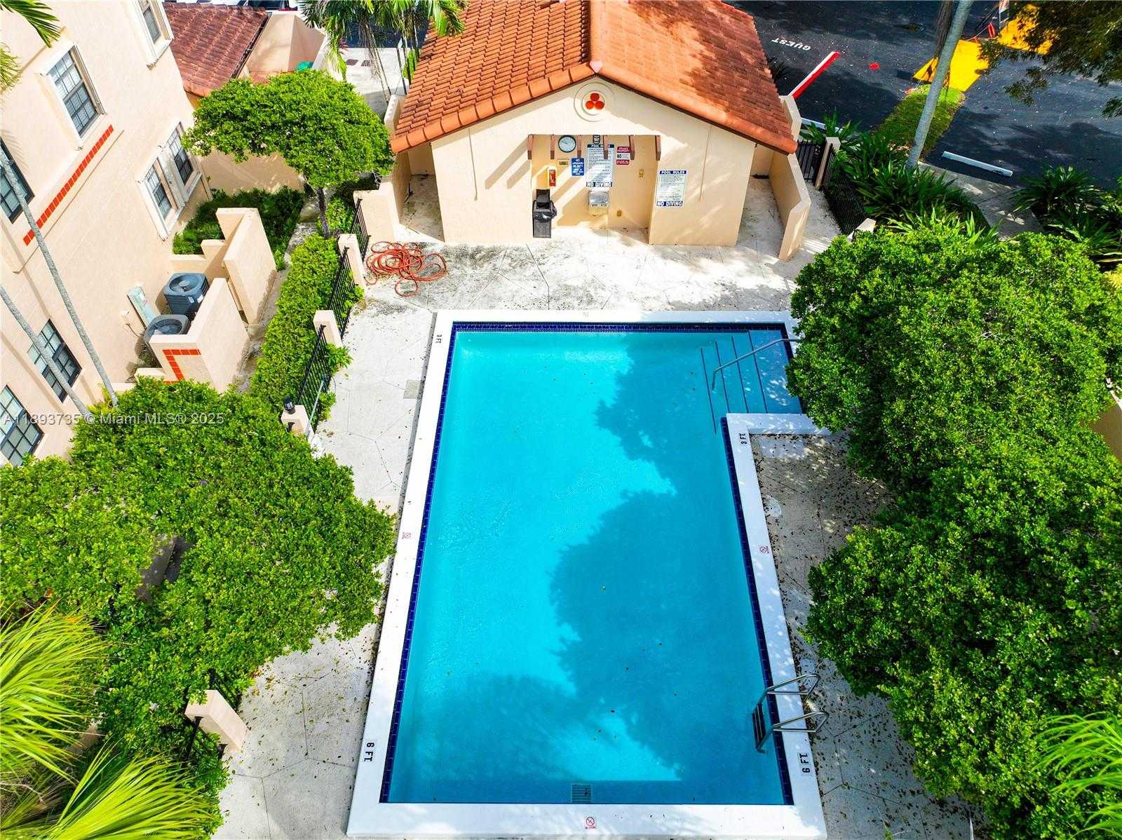 Small Image of 13292 SOUTH WEST 114TH TER, Miami Number 53