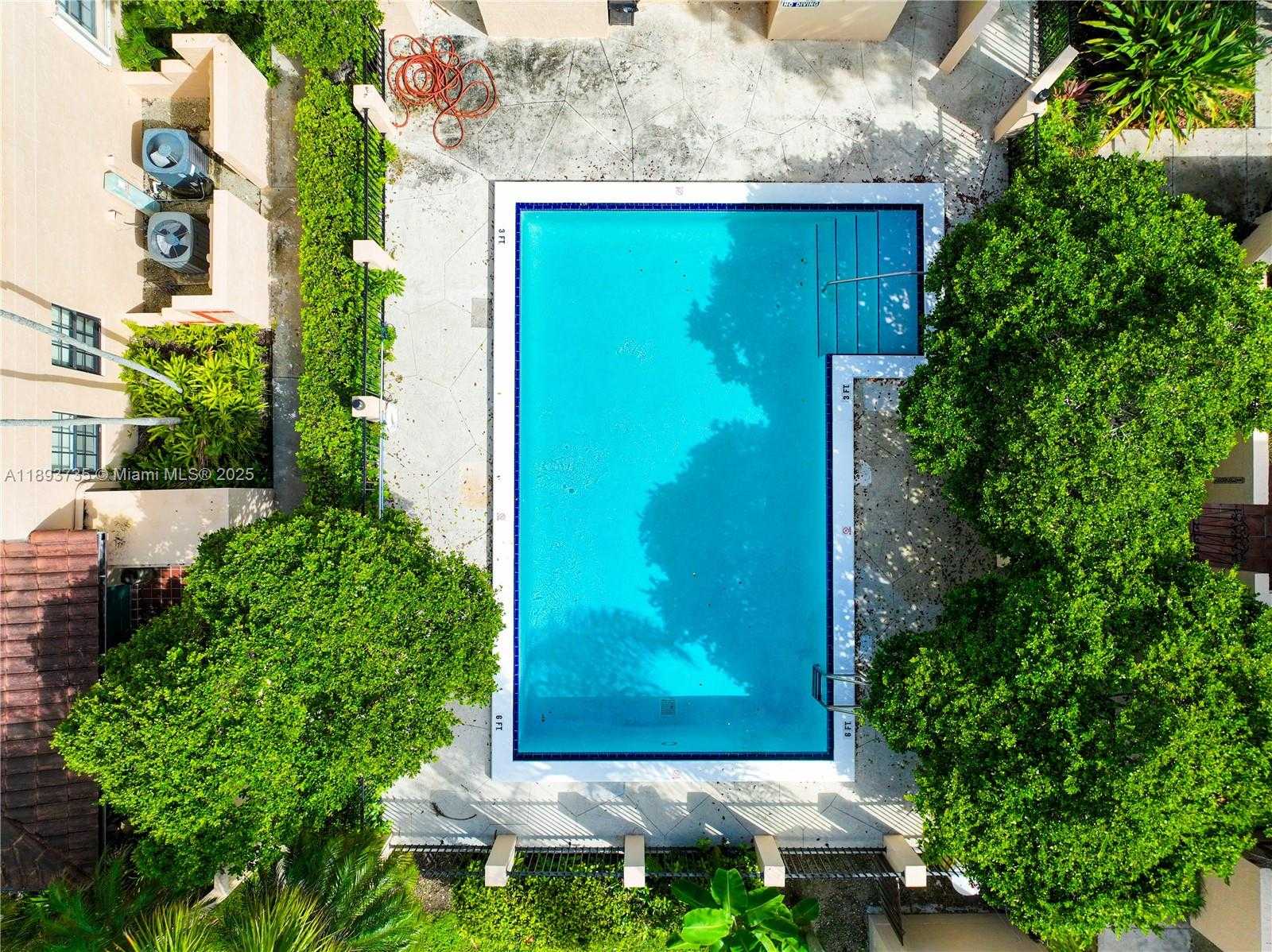 Small Image of 13292 SOUTH WEST 114TH TER, Miami Number 54