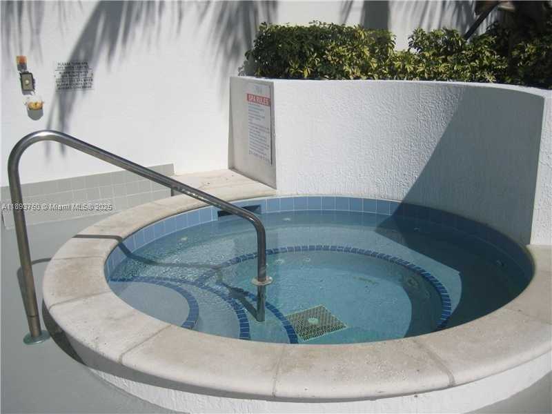 Small Image of 1750 NORTH BAYSHORE DR #4812, Miami Number 20