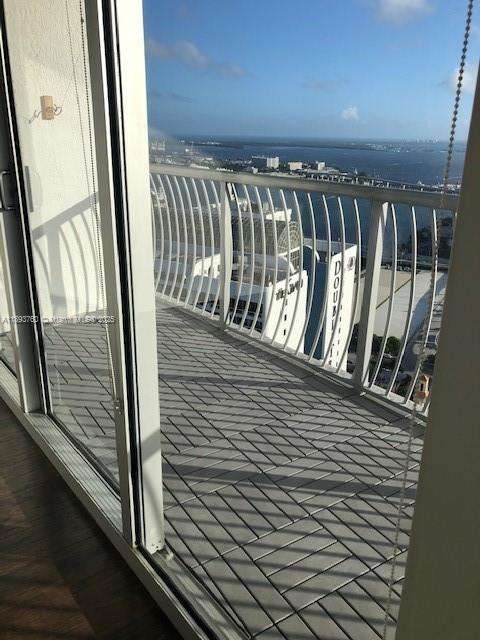 Small Image of 1750 NORTH BAYSHORE DR #4812, Miami Number 25