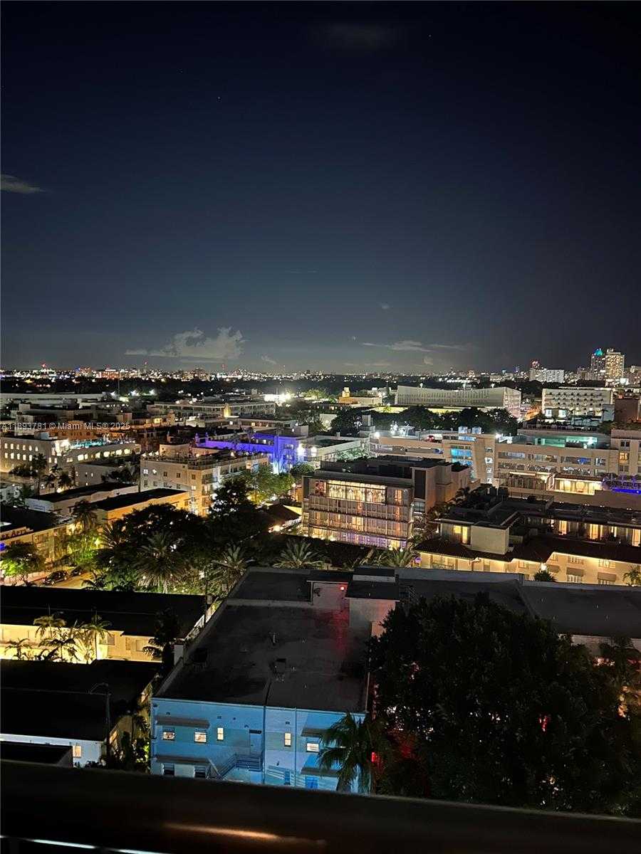 Small Image of 1800 COLLINS AVE #15B, Miami Beach Number 6