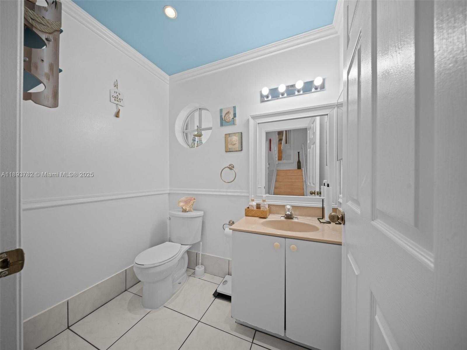 Small Image of 7486 SOUTH WEST 162ND CT, Miami Number 10