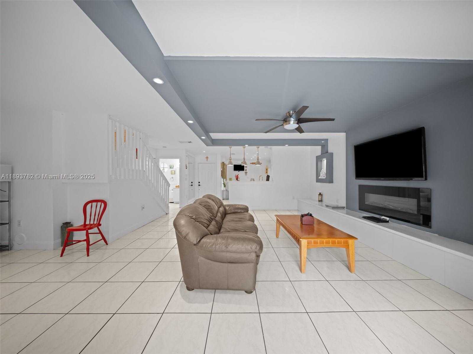 Small Image of 7486 SOUTH WEST 162ND CT, Miami Number 18