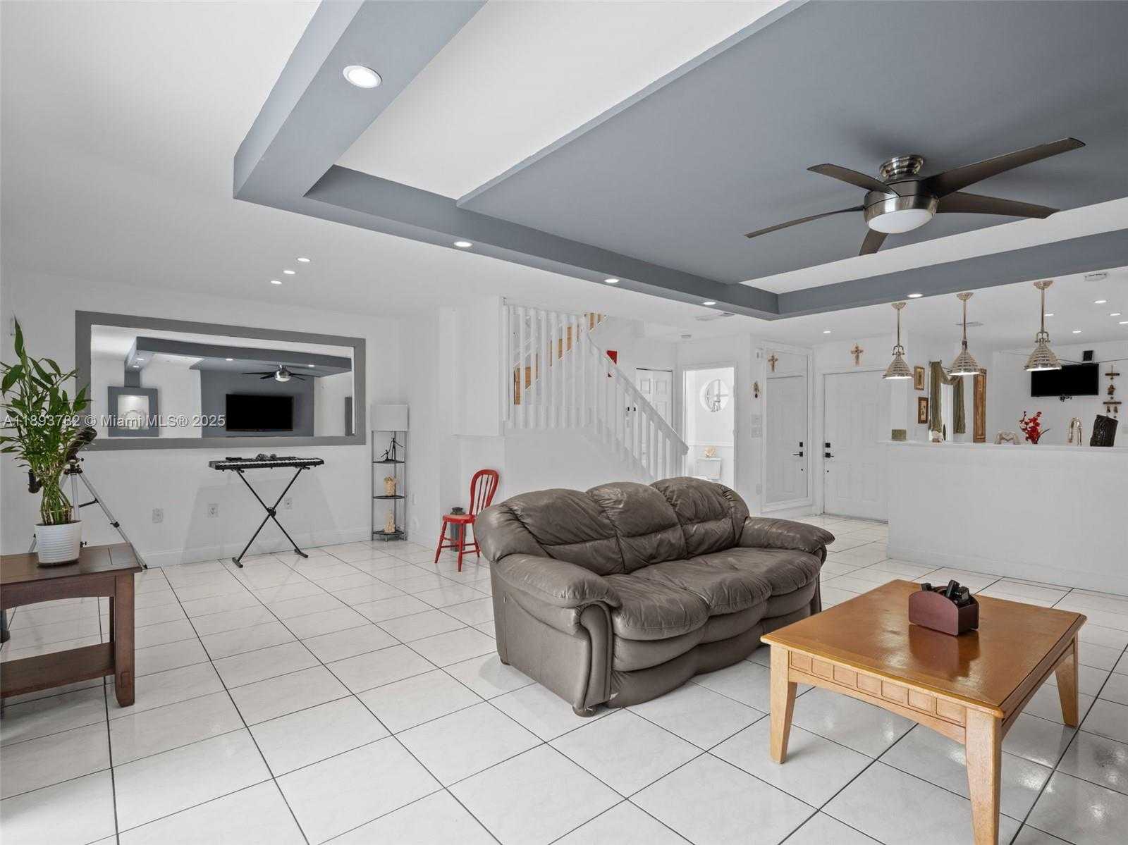 Small Image of 7486 SOUTH WEST 162ND CT, Miami Number 21