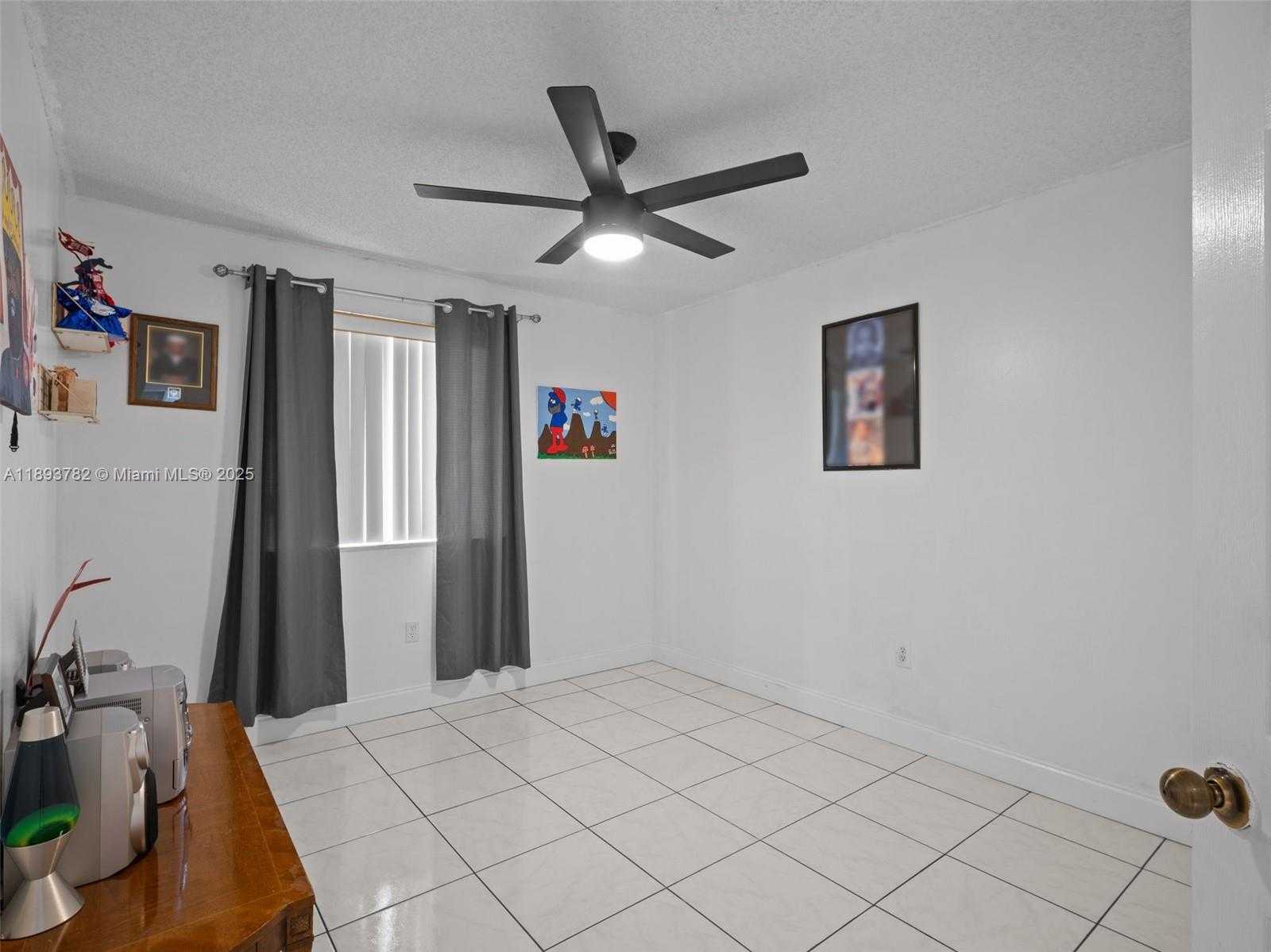 Small Image of 7486 SOUTH WEST 162ND CT, Miami Number 35