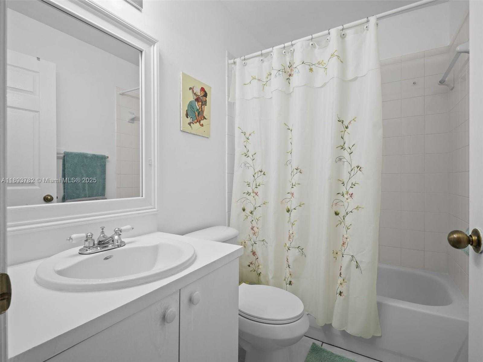 Small Image of 7486 SOUTH WEST 162ND CT, Miami Number 40