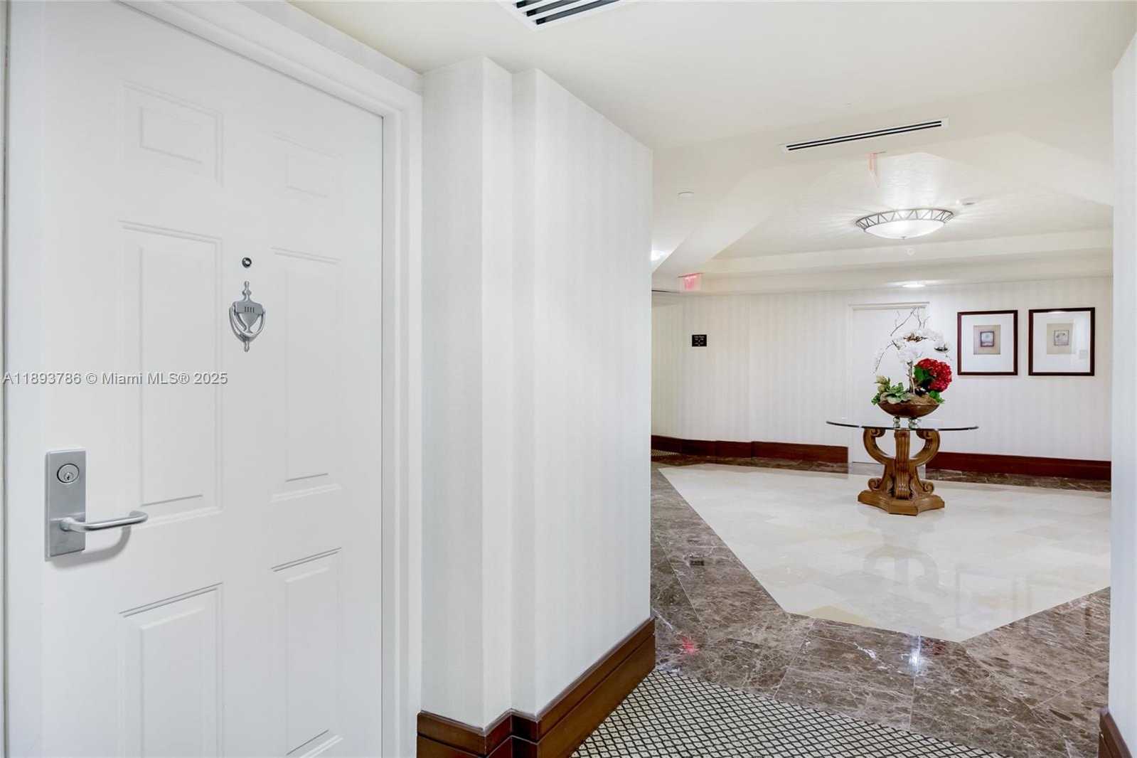 Small Image of 19501 WEST COUNTRY CLUB DR #1111, Aventura Number 15