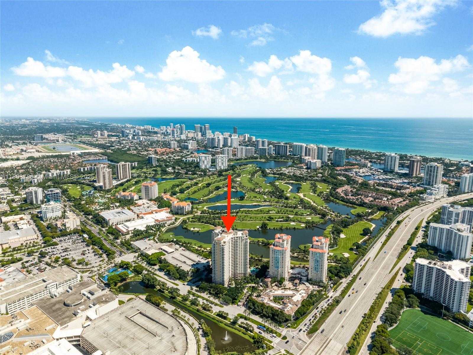 Small Image of 19501 WEST COUNTRY CLUB DR #1111, Aventura Number 17