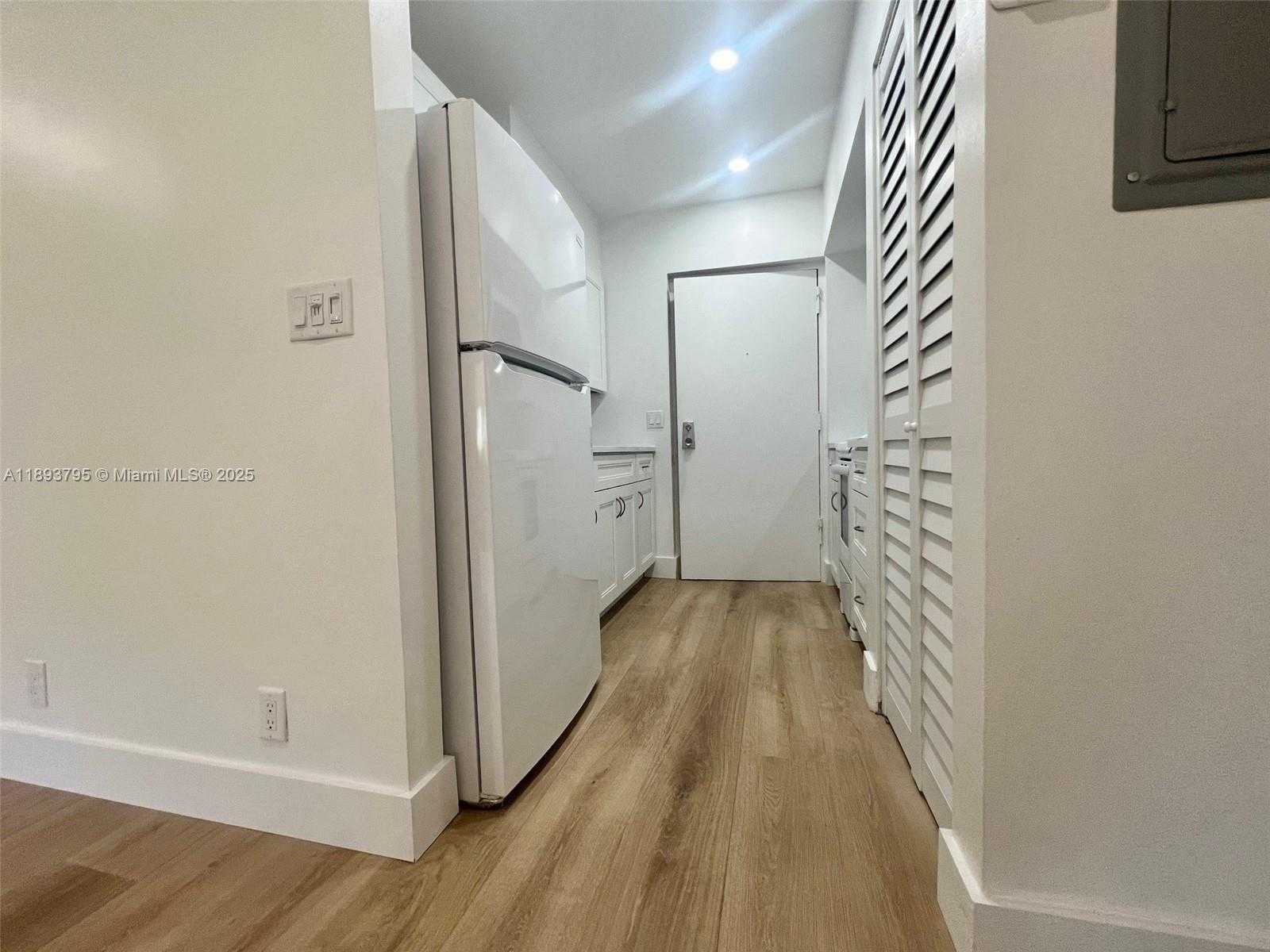 Small Image of 1000 RIVER REACH DR #101, Fort Lauderdale Number 11