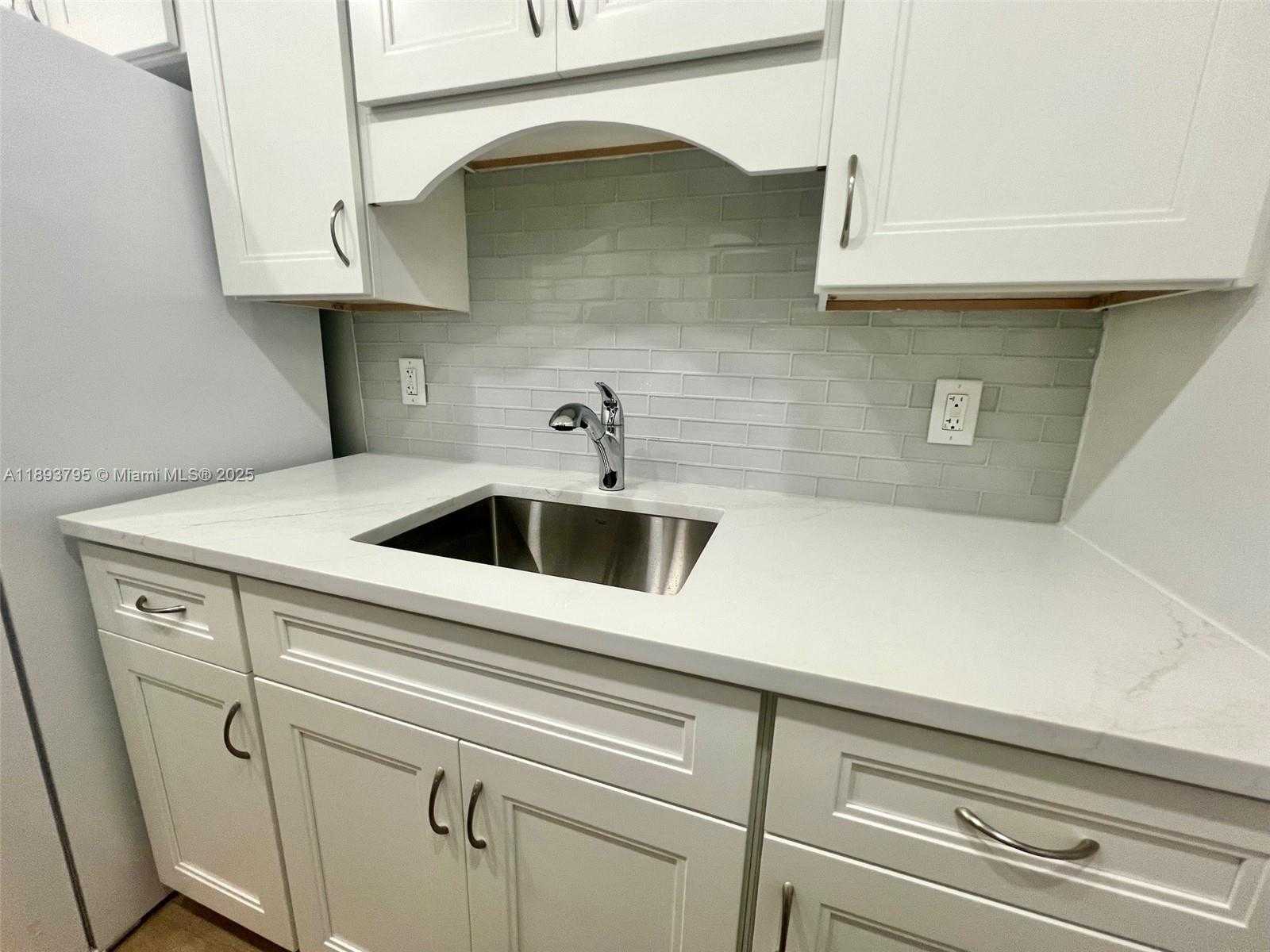 Small Image of 1000 RIVER REACH DR #101, Fort Lauderdale Number 12