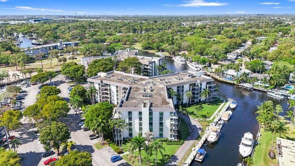 Small Image of 1000 RIVER REACH DR #101, Fort Lauderdale Number 2