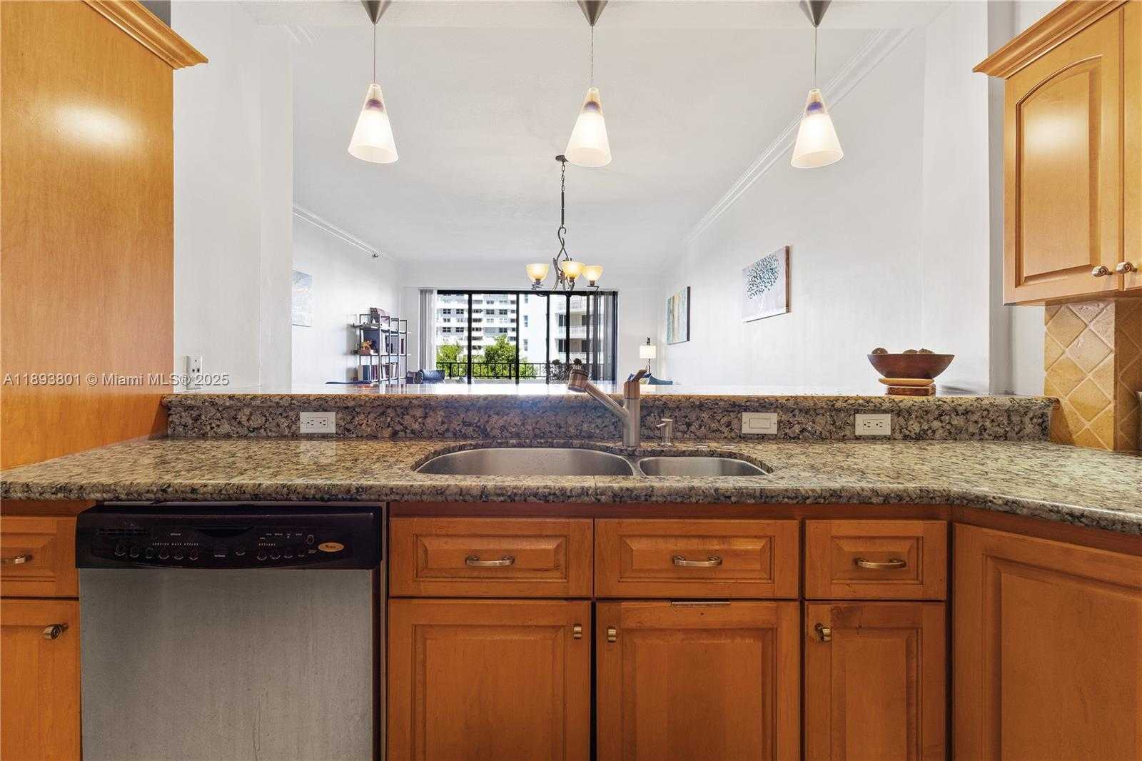 Small Image of 251 CRANDON BLVD #441, Key Biscayne Number 13