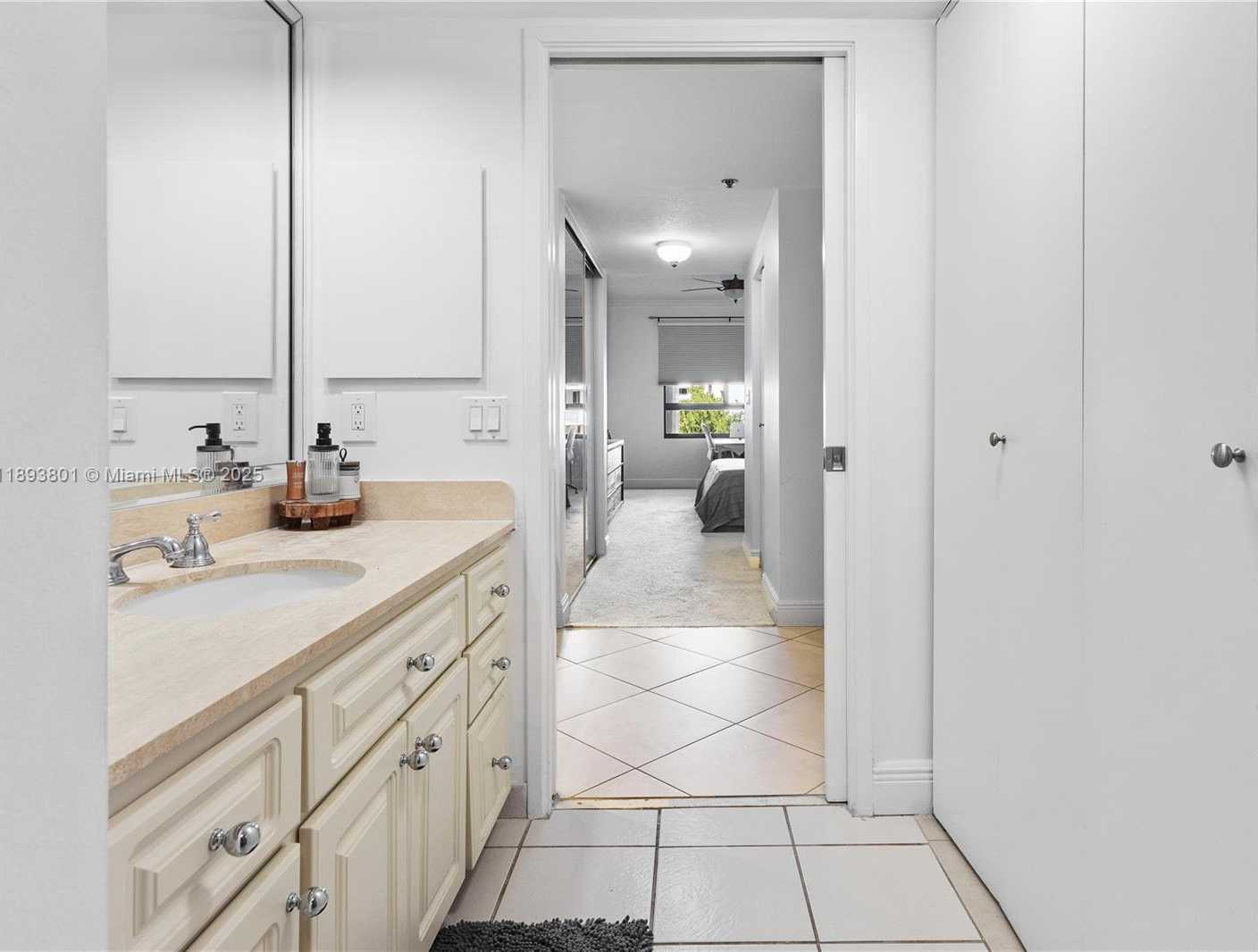 Small Image of 251 CRANDON BLVD #441, Key Biscayne Number 20