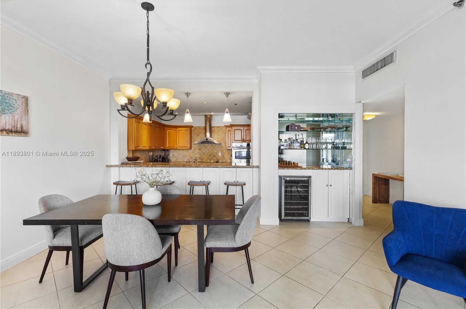 Small Image of 251 CRANDON BLVD #441, Key Biscayne Number 24