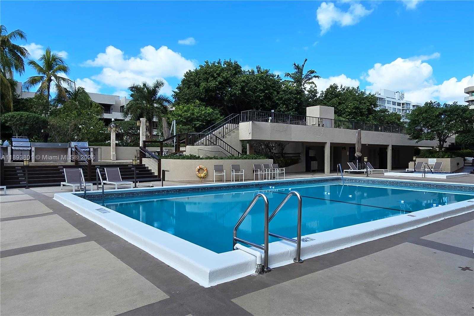 Small Image of 251 CRANDON BLVD #441, Key Biscayne Number 32