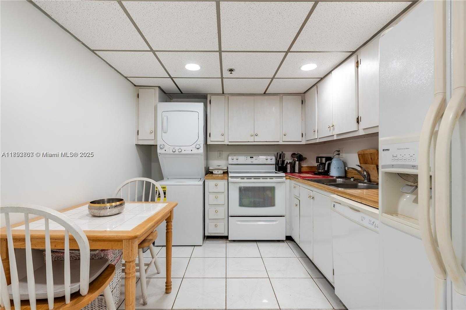 Small Image of 210 174TH ST #807, Sunny Isles Beach Number 11