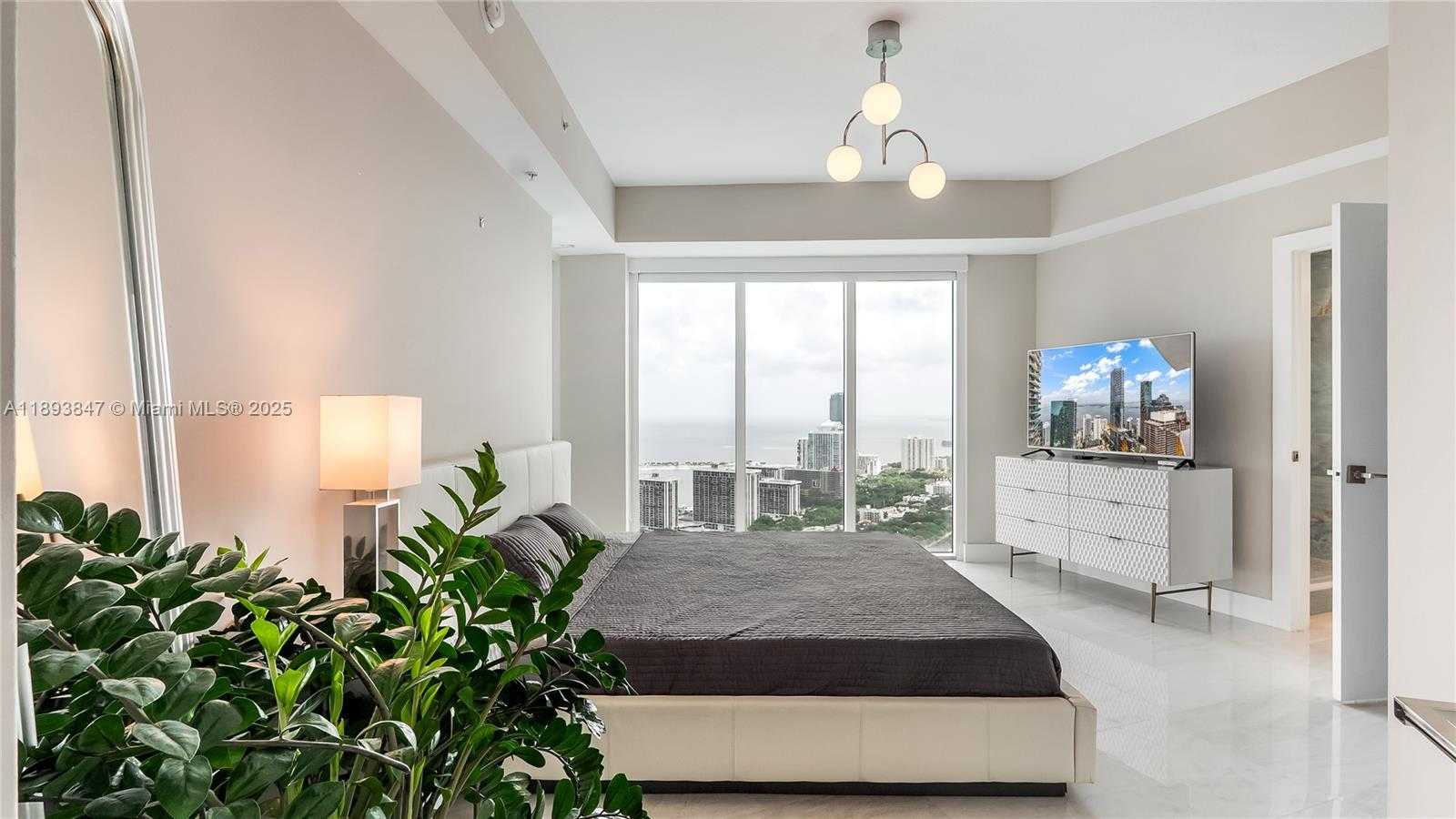 Small Image of 60 SOUTH WEST 13TH ST #4200, Miami Number 16