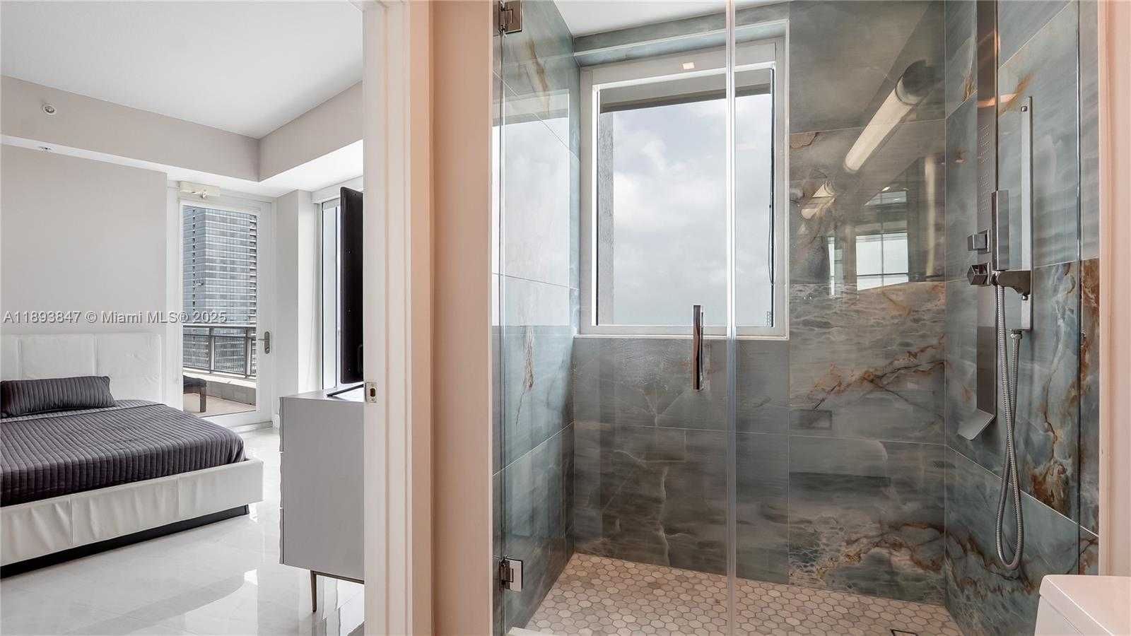 Small Image of 60 SOUTH WEST 13TH ST #4200, Miami Number 18