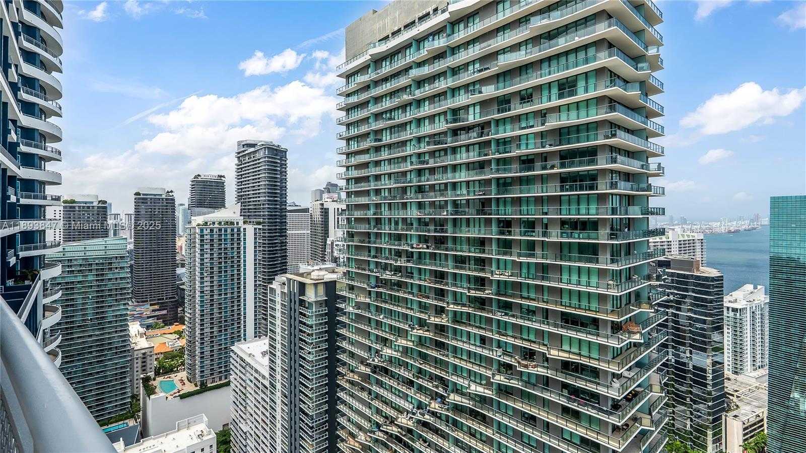 Small Image of 60 SOUTH WEST 13TH ST #4200, Miami Number 48