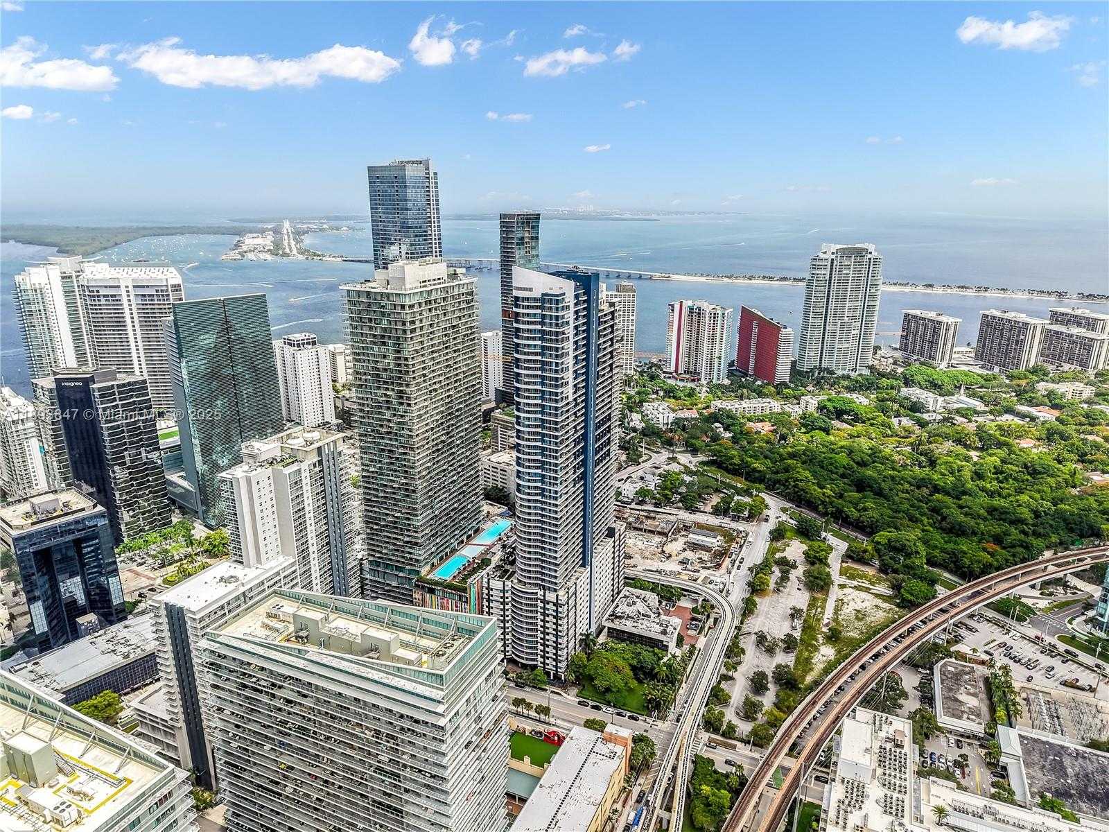 Small Image of 60 SOUTH WEST 13TH ST #4200, Miami Number 52