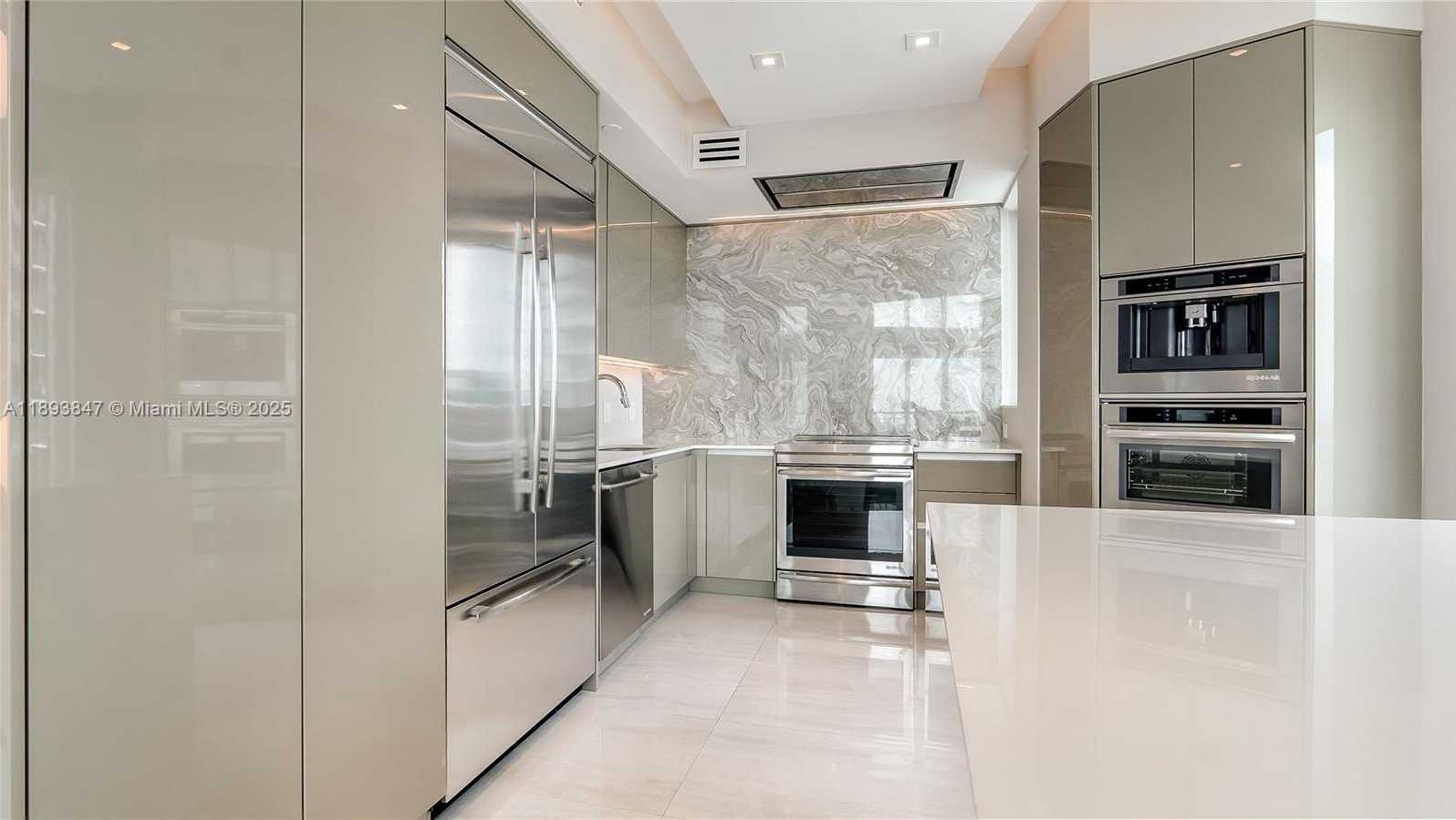 Small Image of 60 SOUTH WEST 13TH ST #4200, Miami Number 7