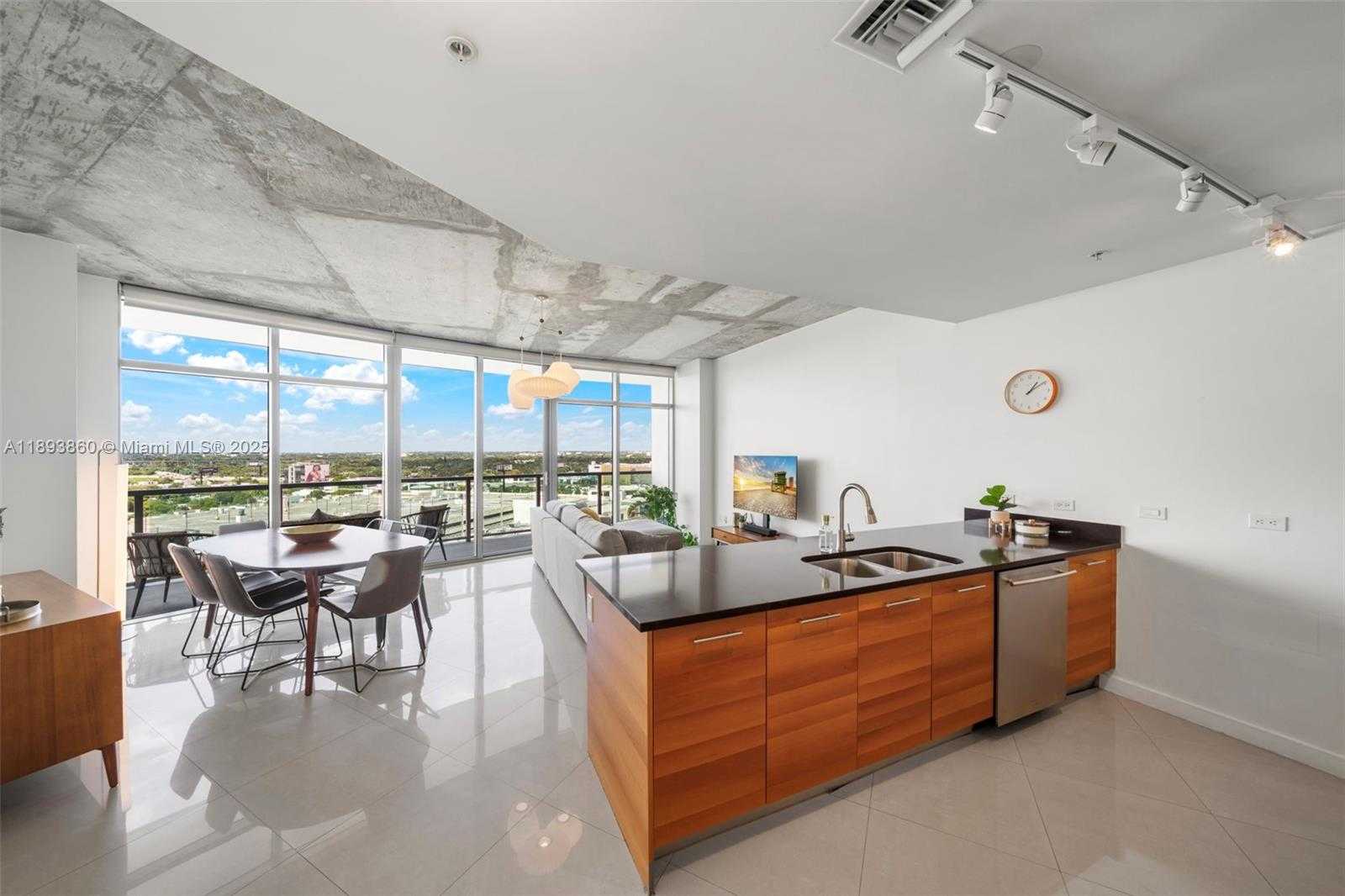 Small Image of 3301 NORTH EAST 1ST AVE #H1207, Miami Number 4