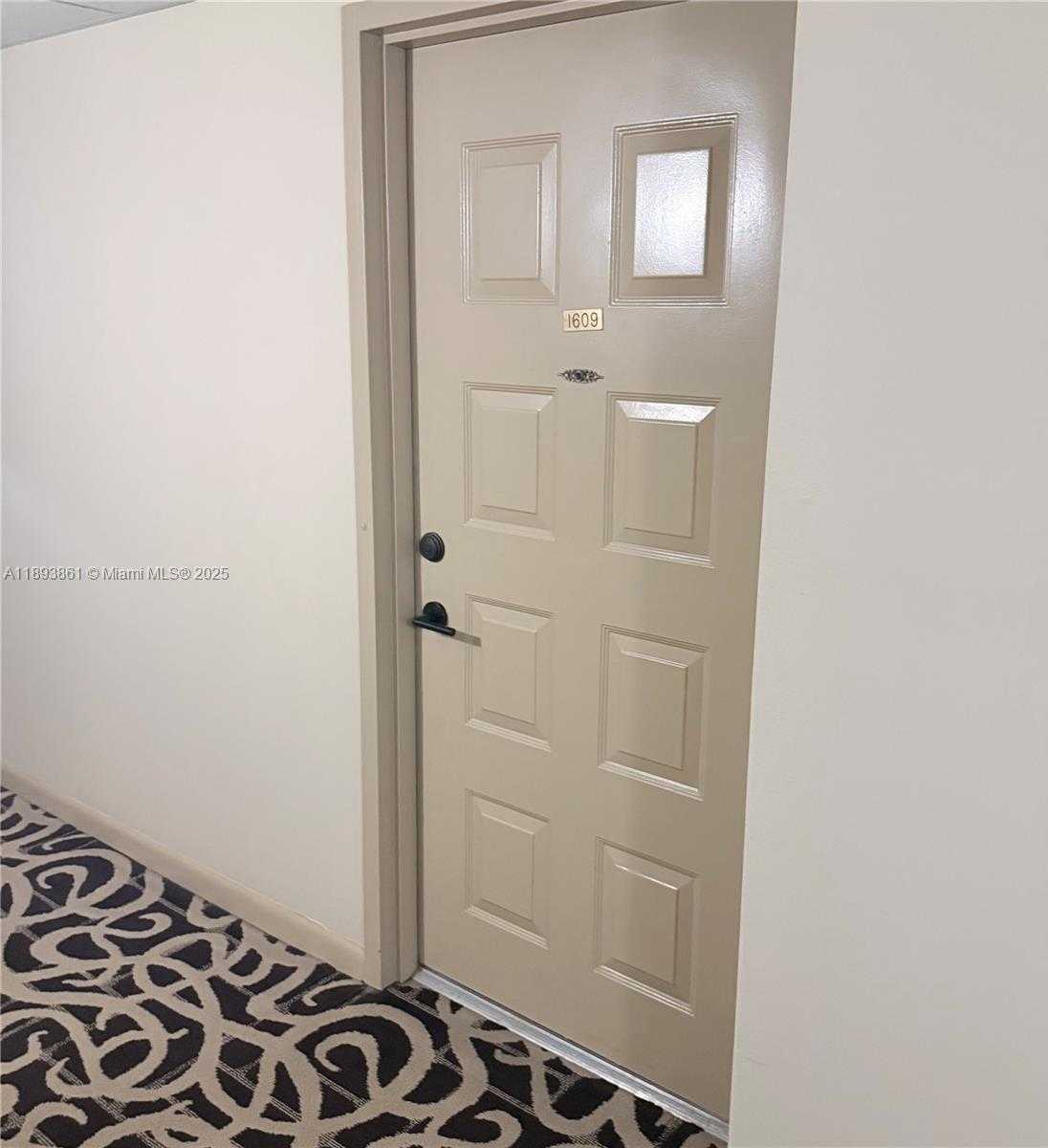 Small Image of 1201 SOUTH OCEAN DR #1609S, Hollywood Number 30
