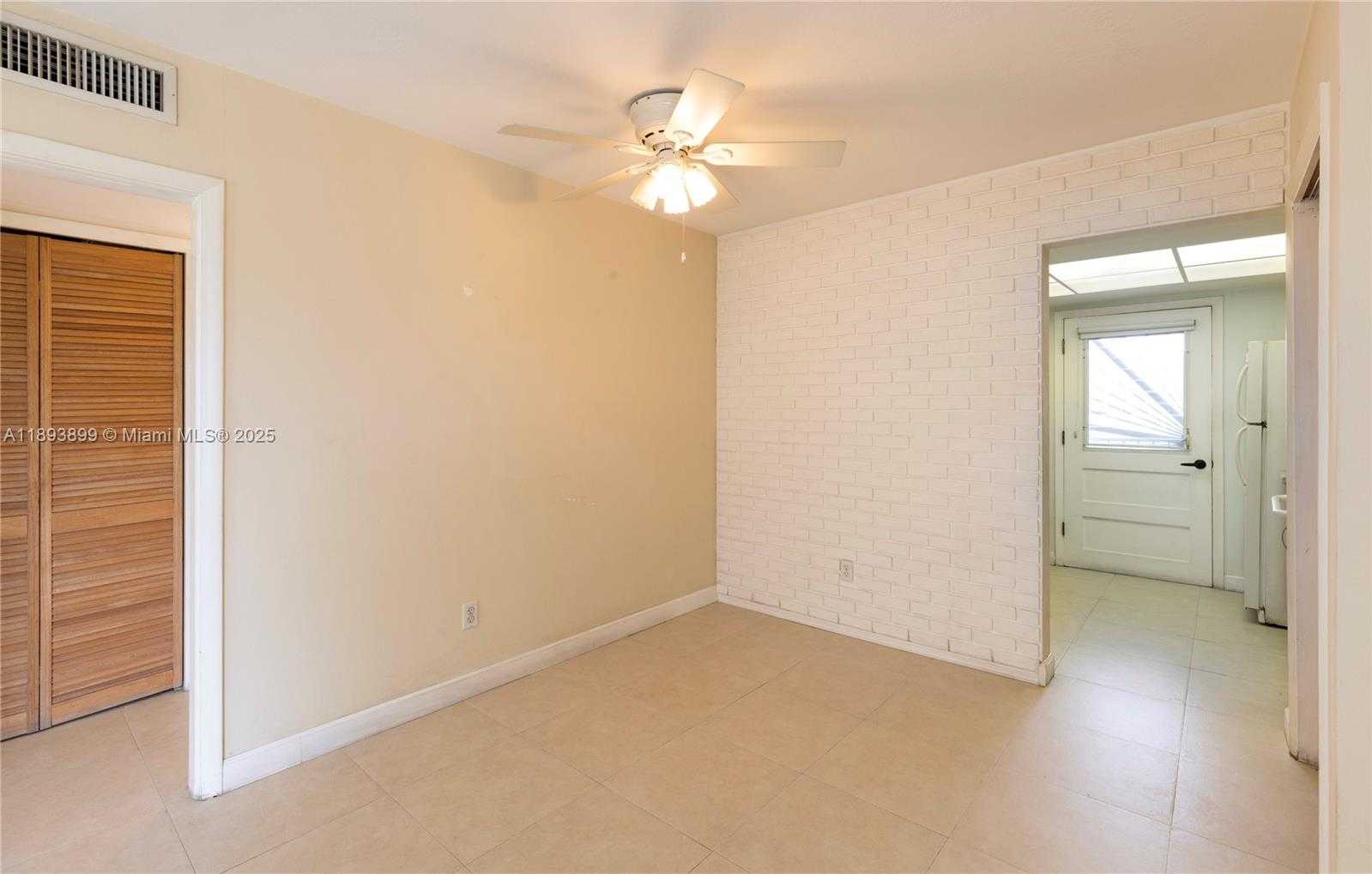 Small Image of 6815 EDGEWATER DR #309, Coral Gables Number 6