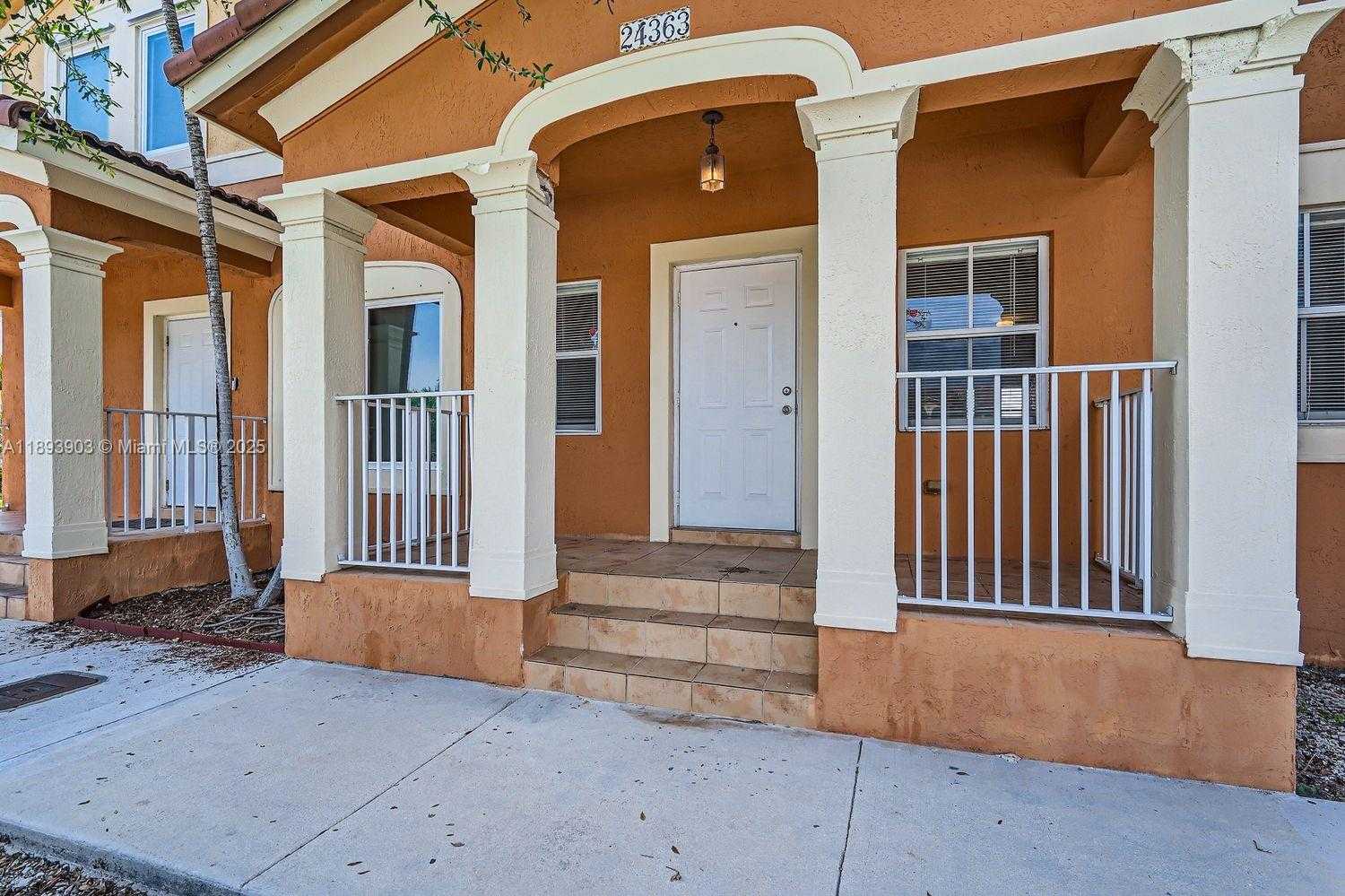 Small Image of 24363 SOUTH WEST 109TH AVE, Homestead Number 4