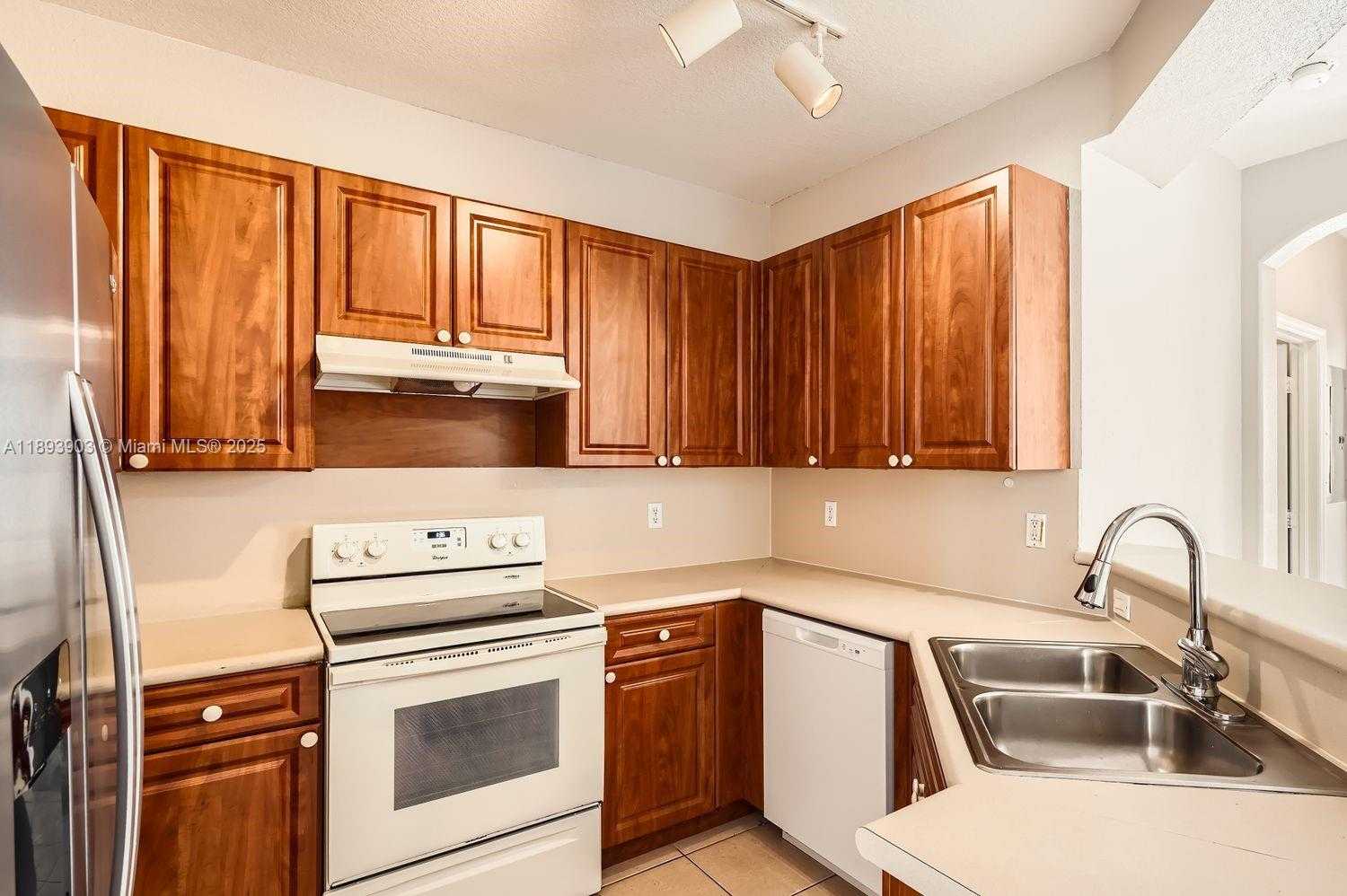 Small Image of 24363 SOUTH WEST 109TH AVE, Homestead Number 5